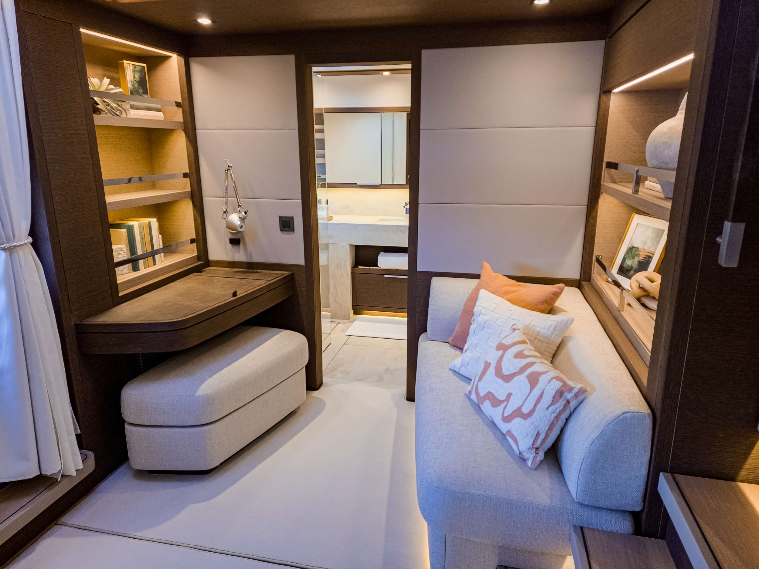AEOLUS 77 yacht image 7