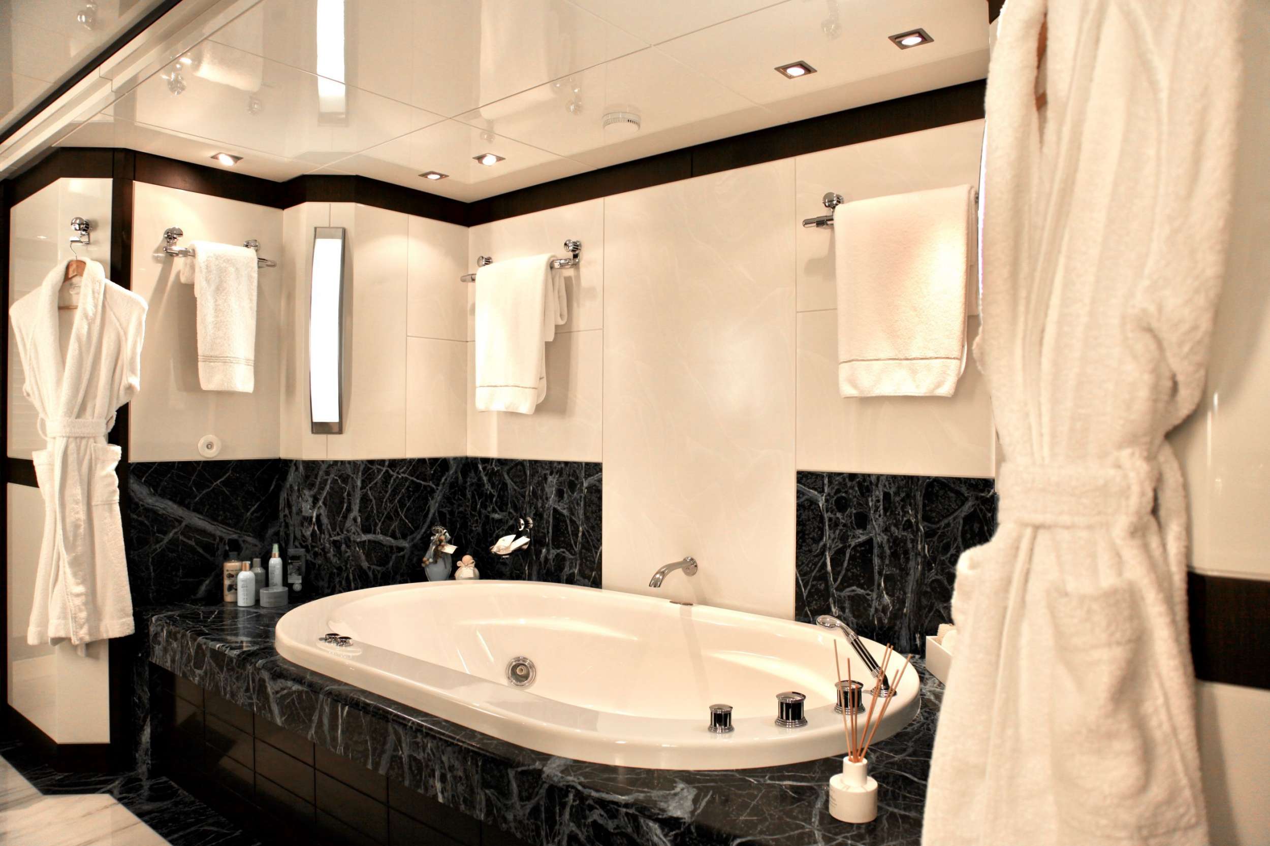 ALALYA yacht image 7