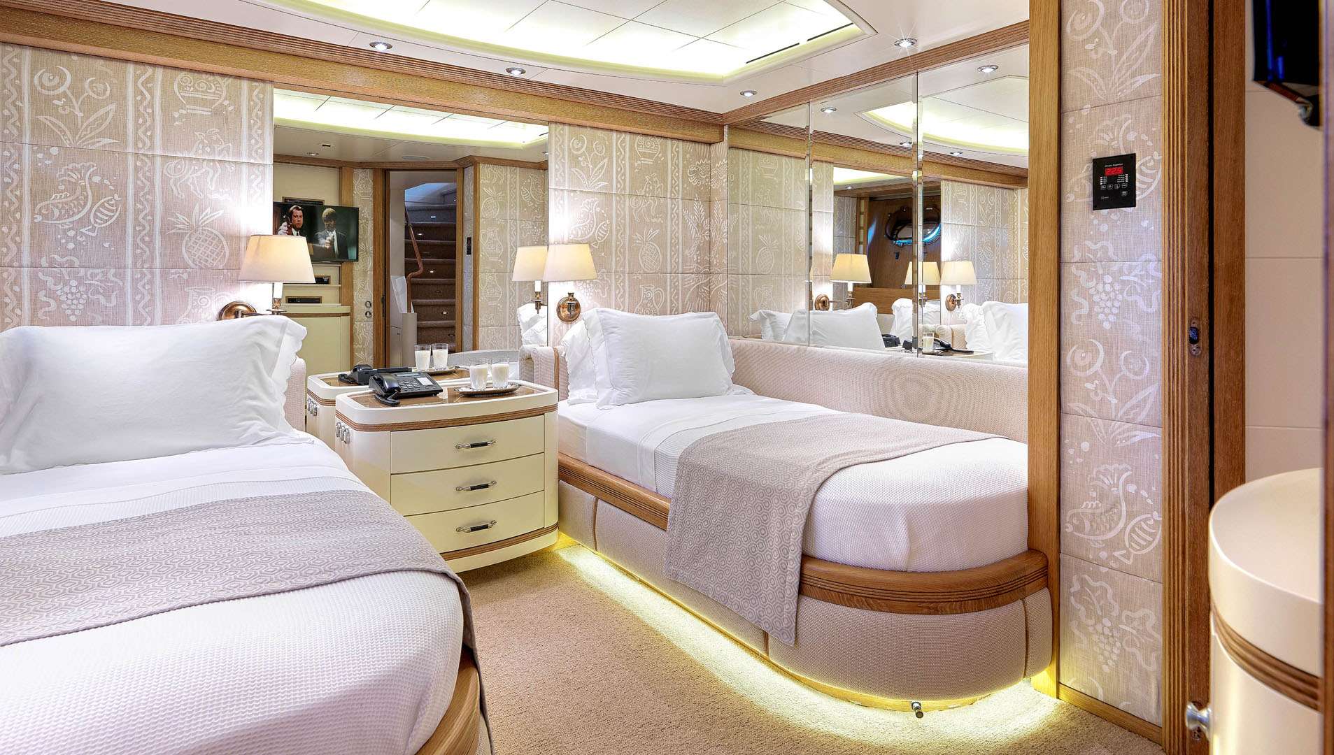 ALEXANDRA yacht image 13