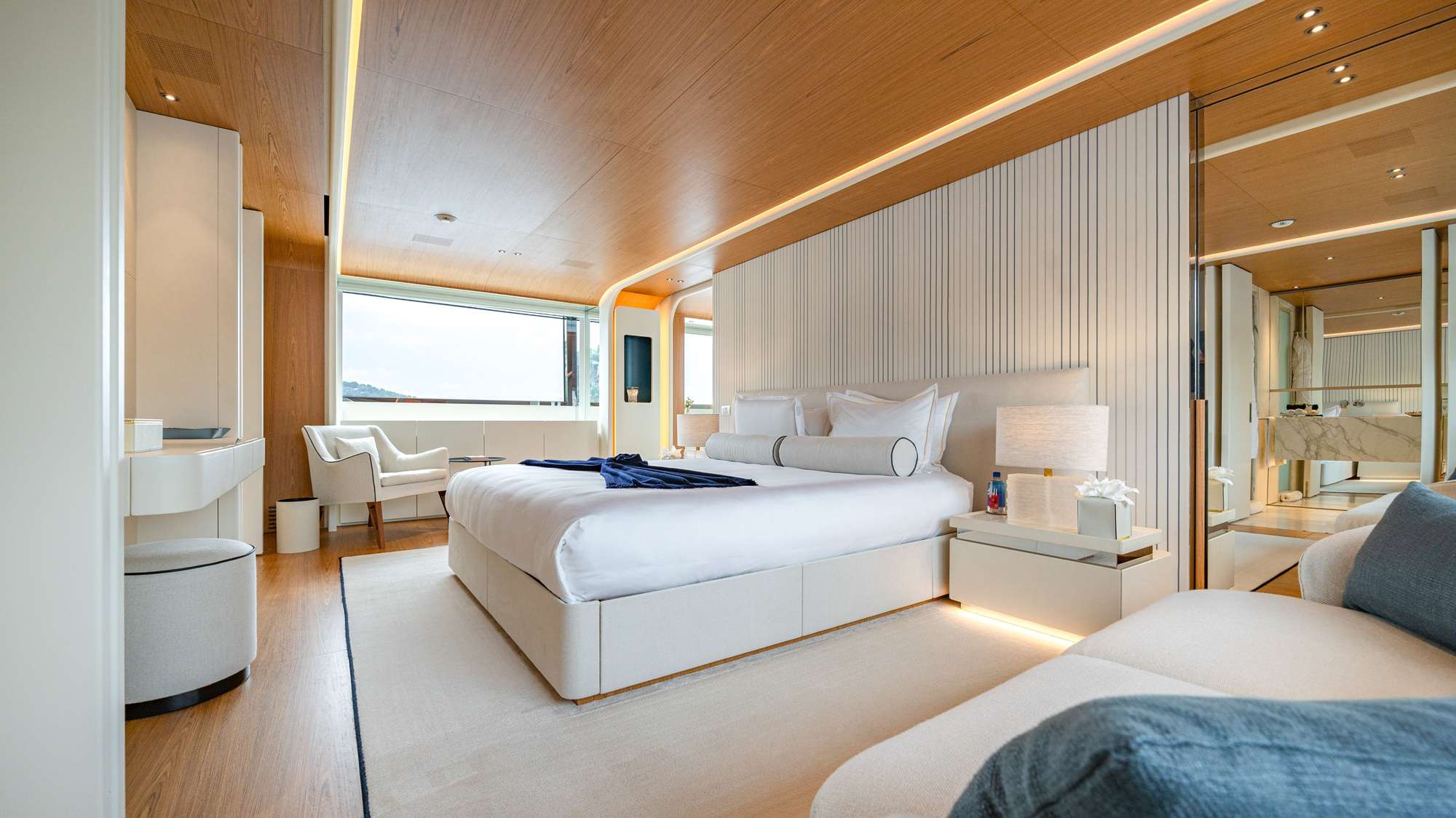 ALLURIA yacht image 8