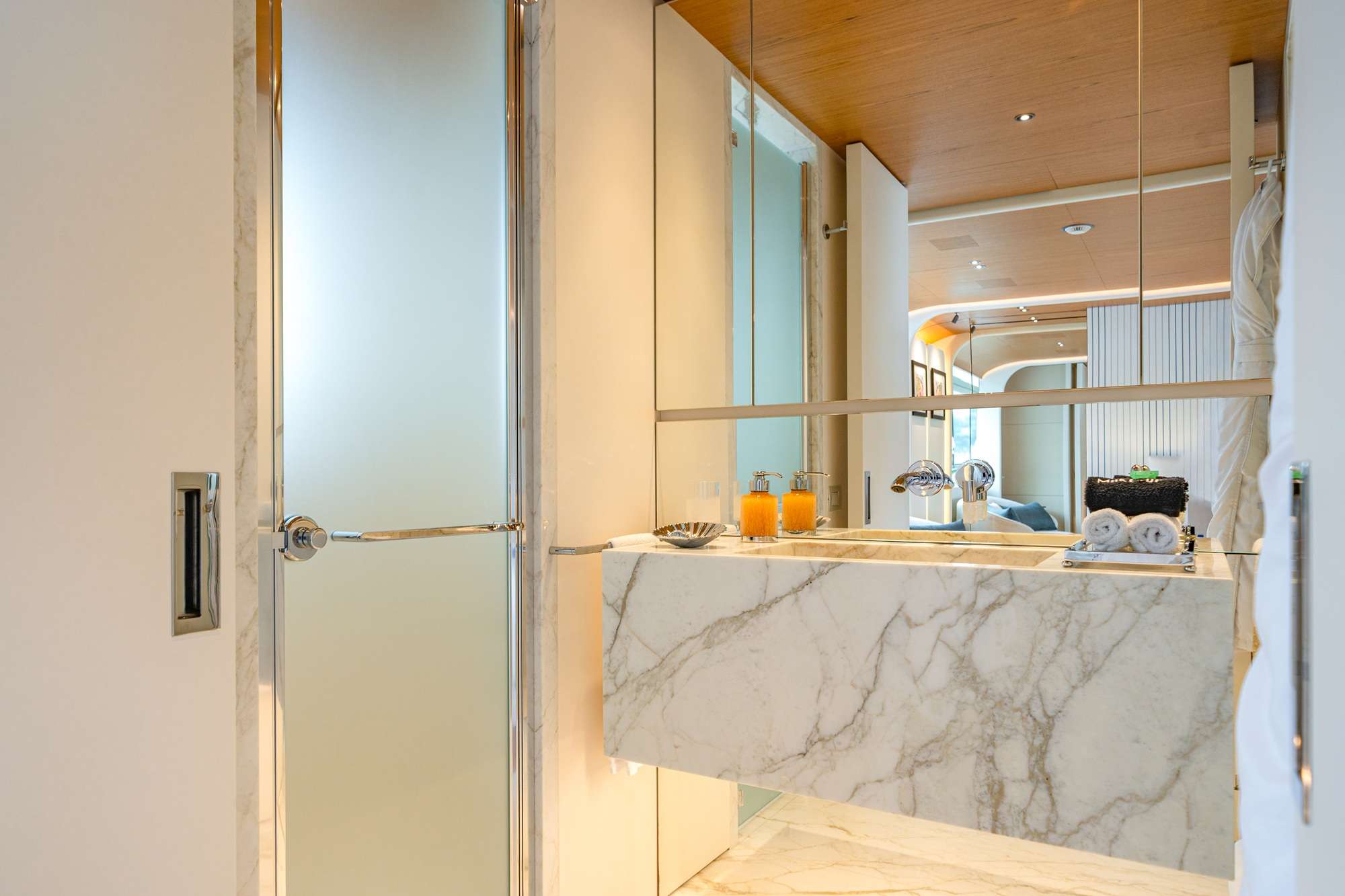 ALLURIA yacht image 10