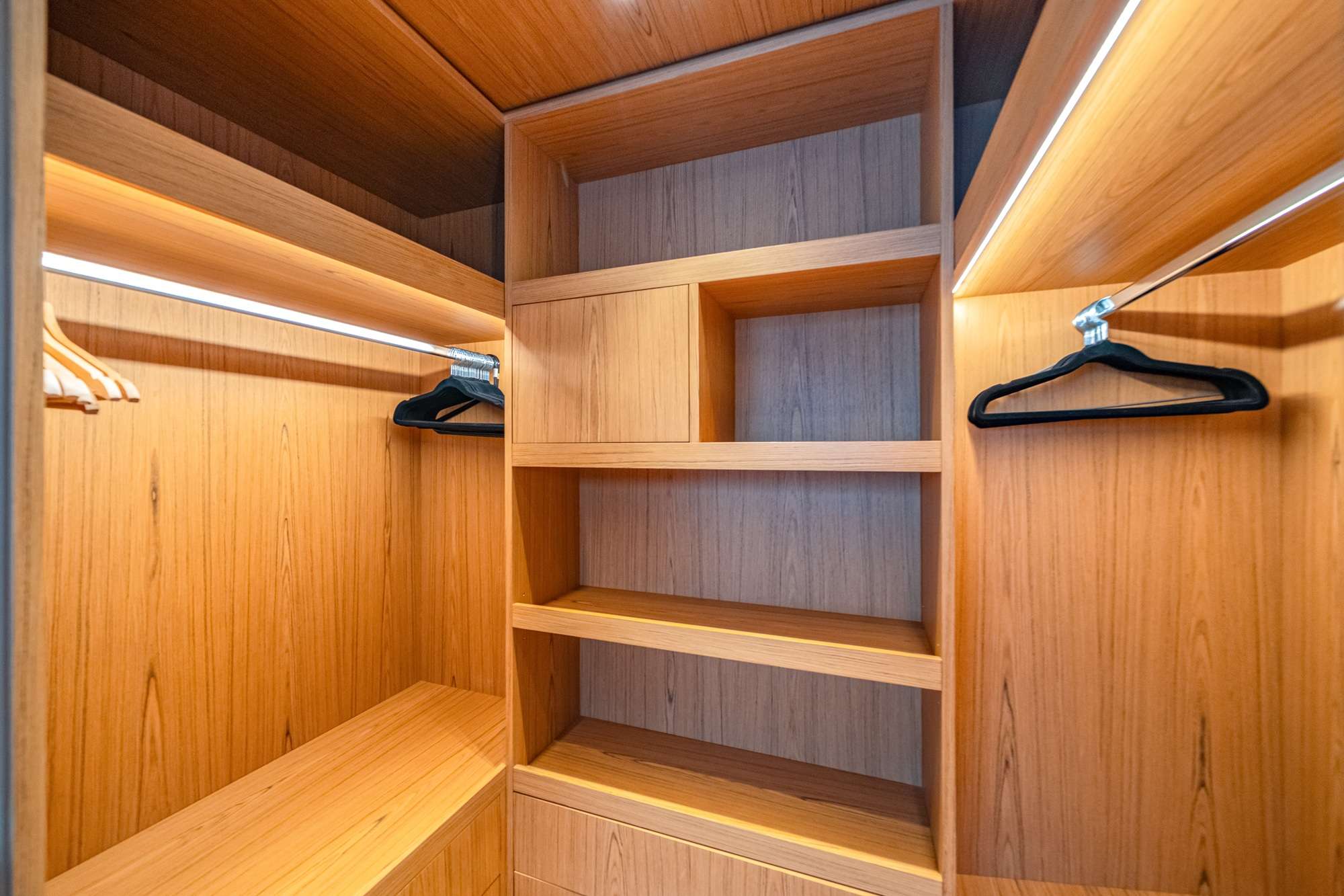 ALLURIA yacht image 12