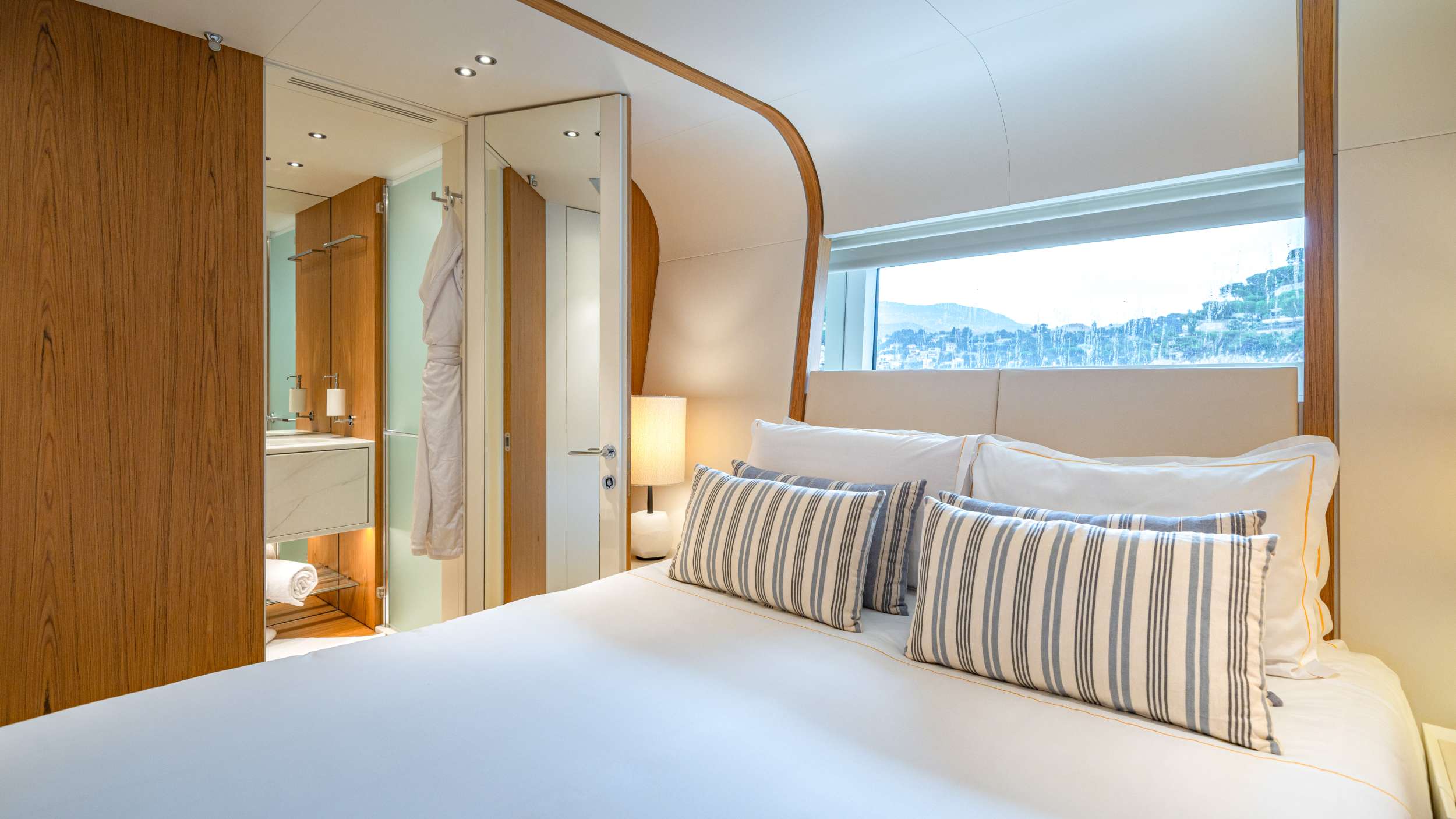 ALLURIA yacht image 13