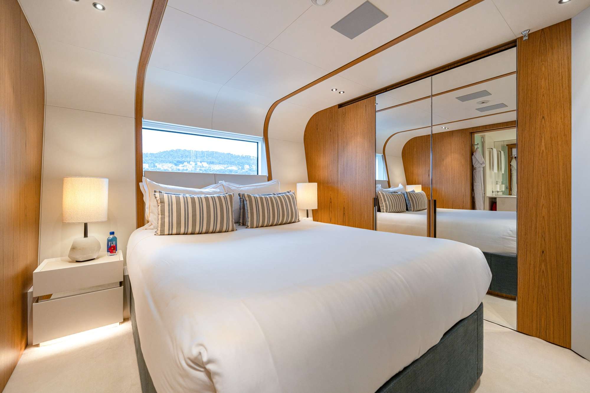 ALLURIA yacht image 14
