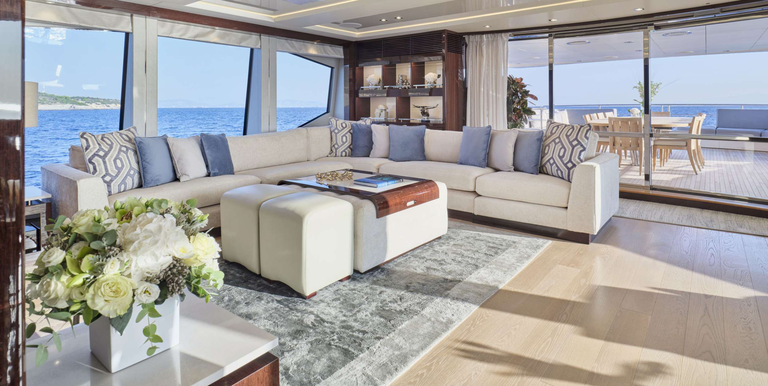 Upper deck salon