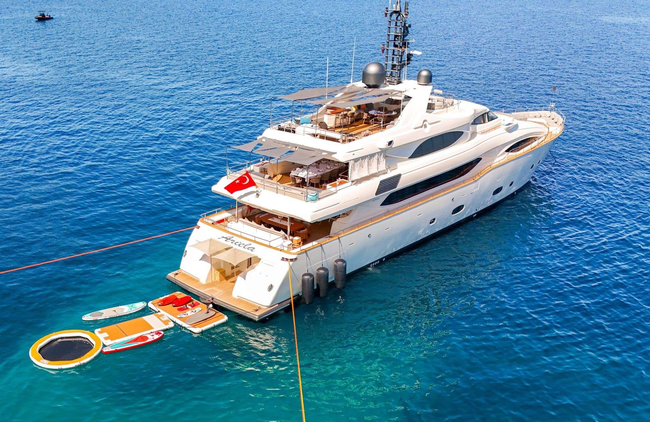 ARIELA yacht image 18
