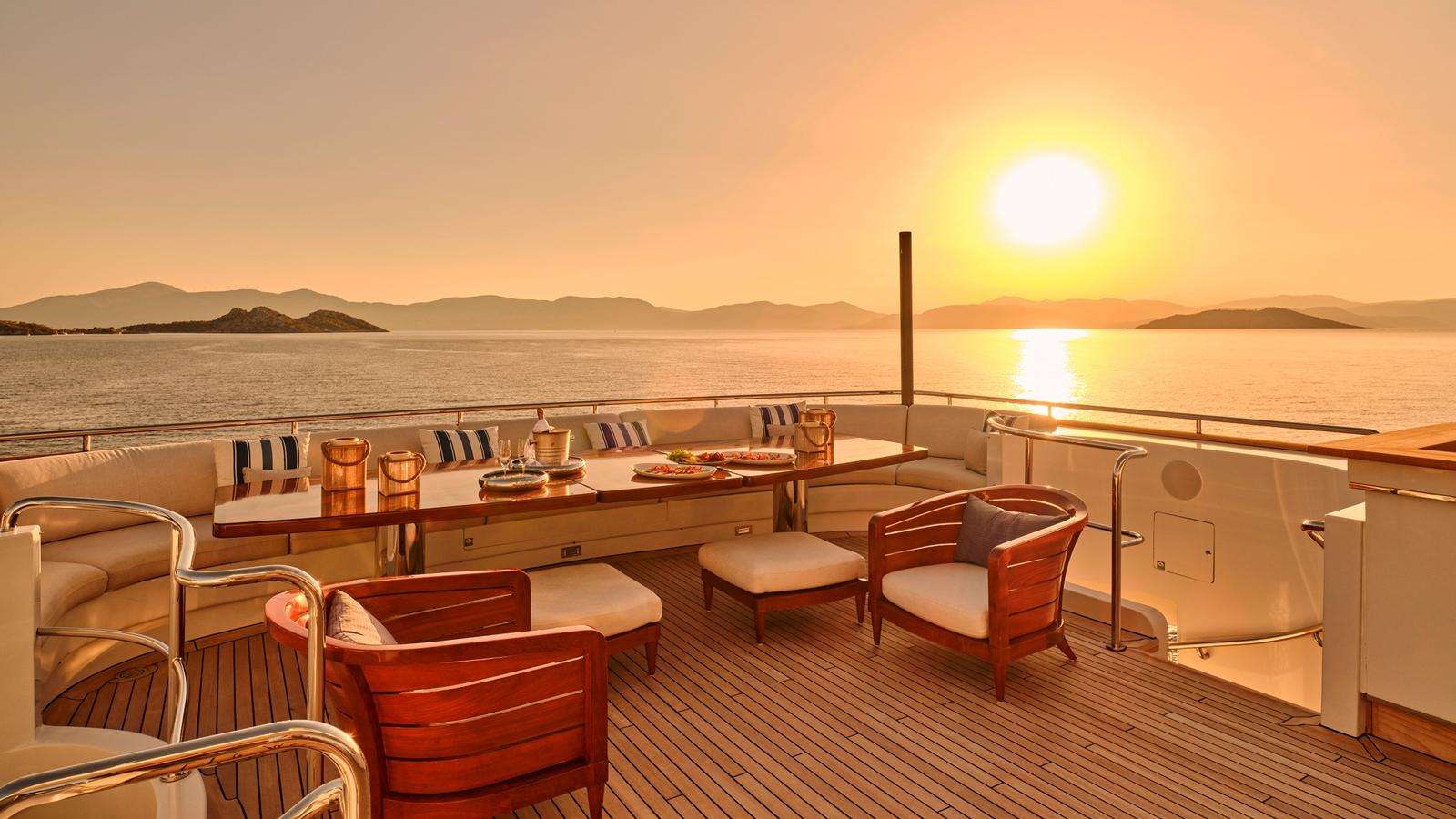 ARTEMISEA yacht image 13