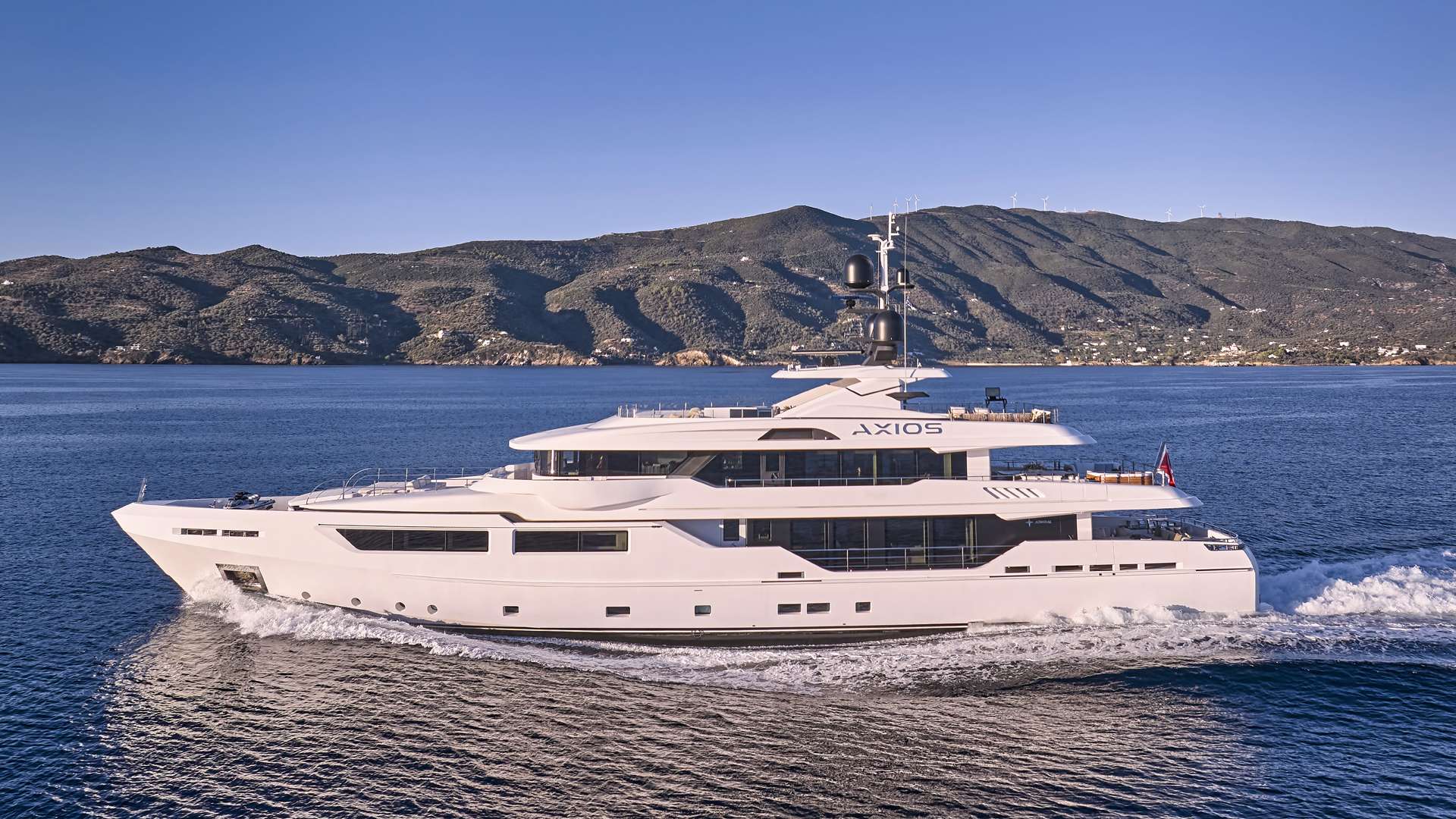 AXIOS yacht image 1