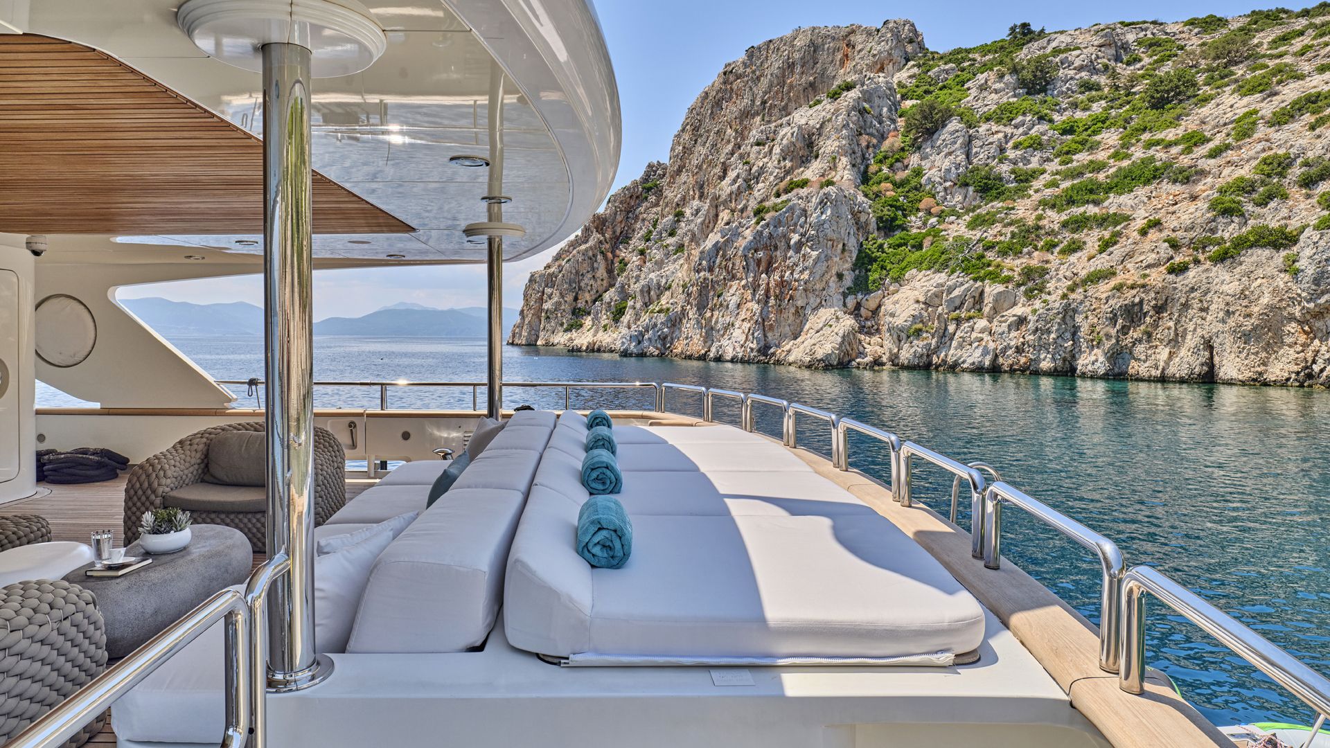 Main Deck Aft - Sun Loungers
