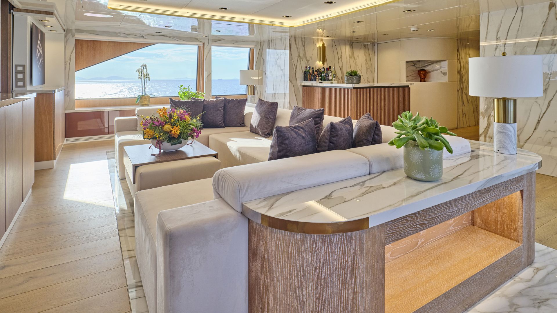Upper Deck Salon