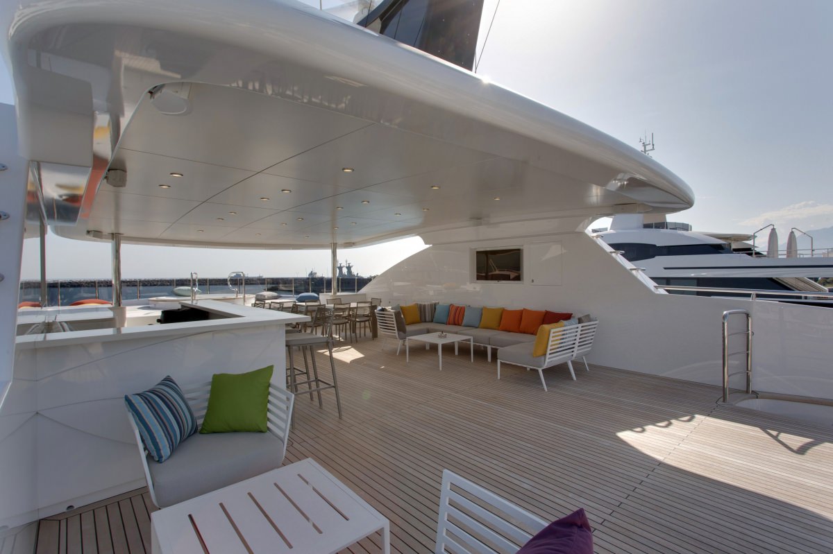 BEBE yacht image 10