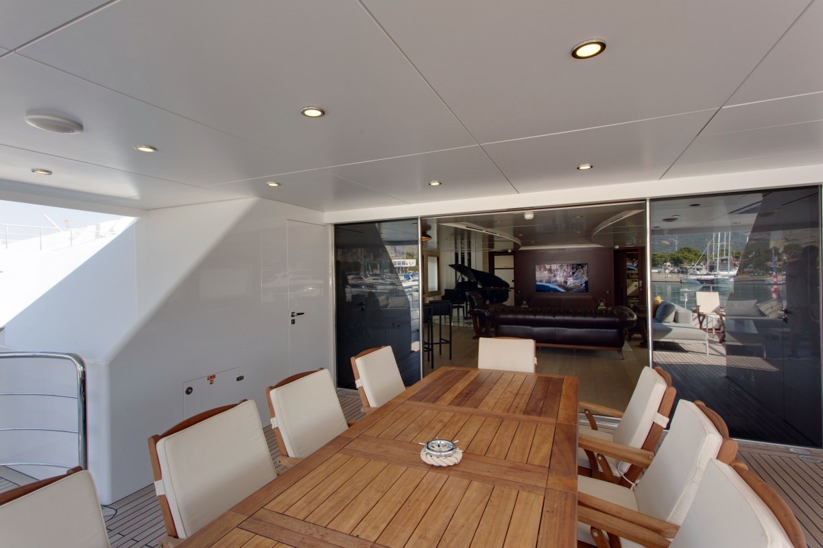BEBE yacht image 15