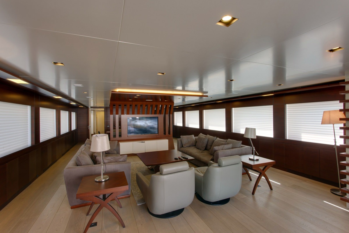 BEBE yacht image 16