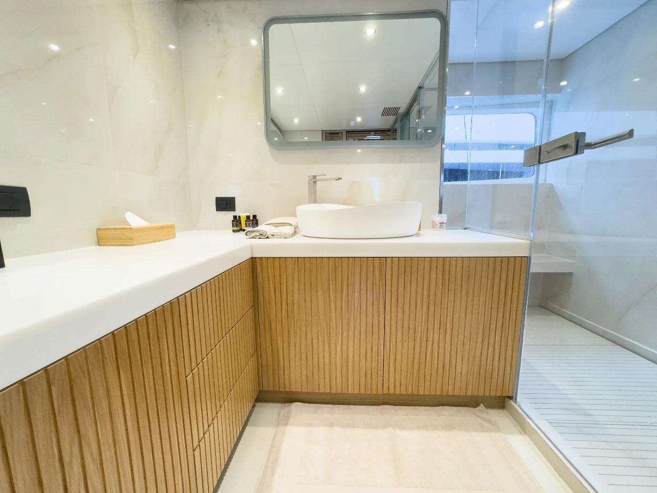 BENIK yacht image 9