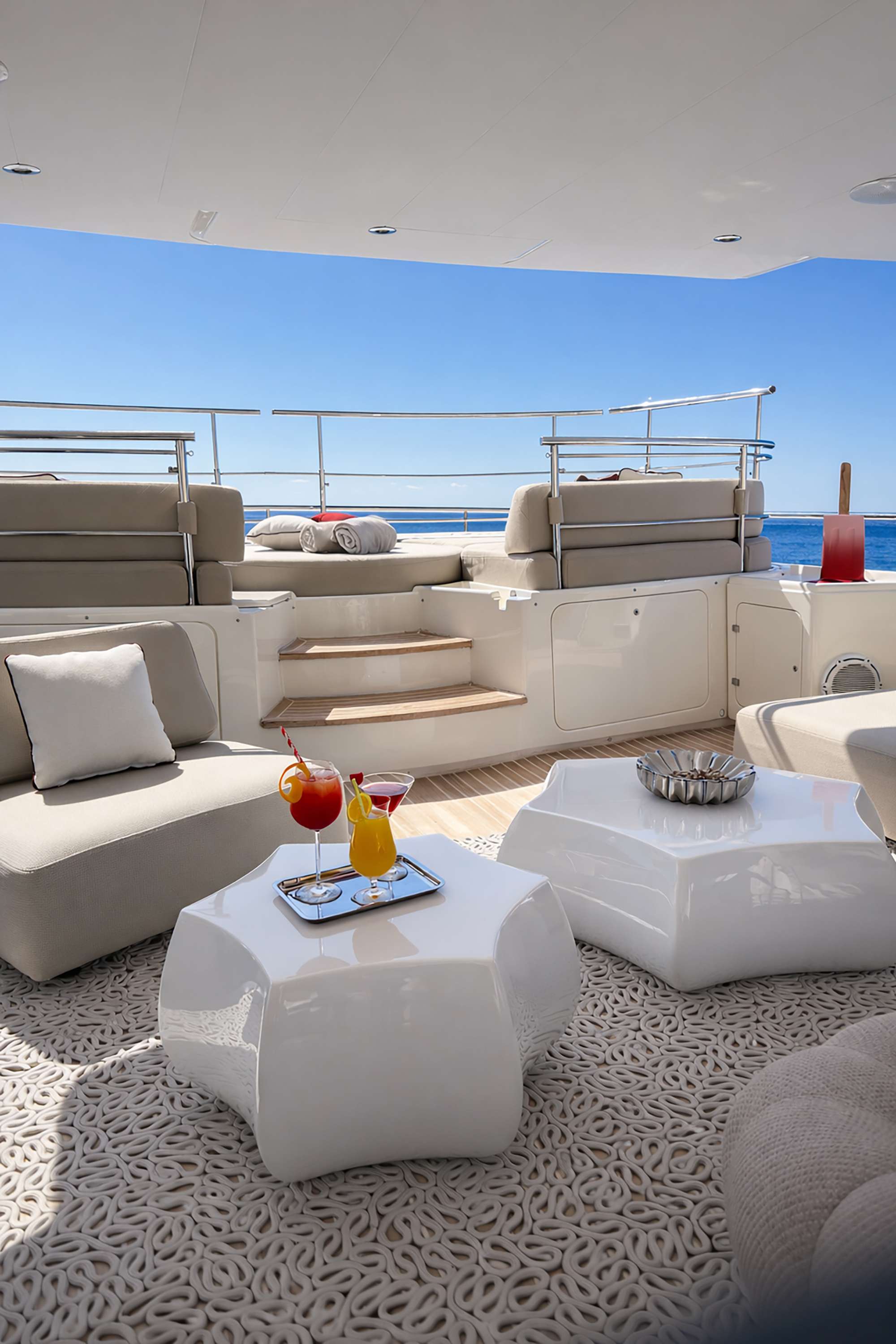Bunker yacht image 14