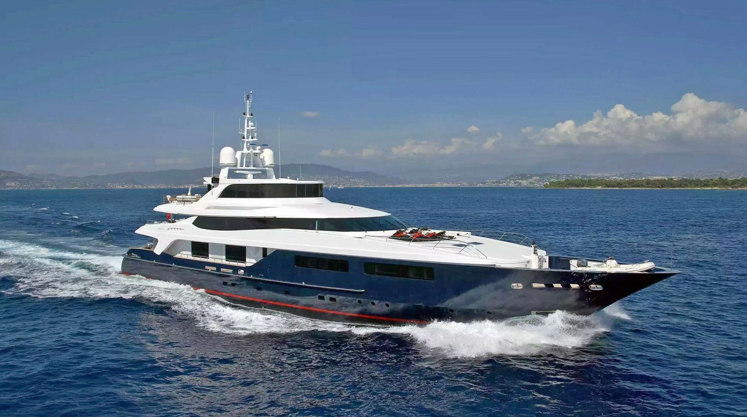BURKUT yacht image 1