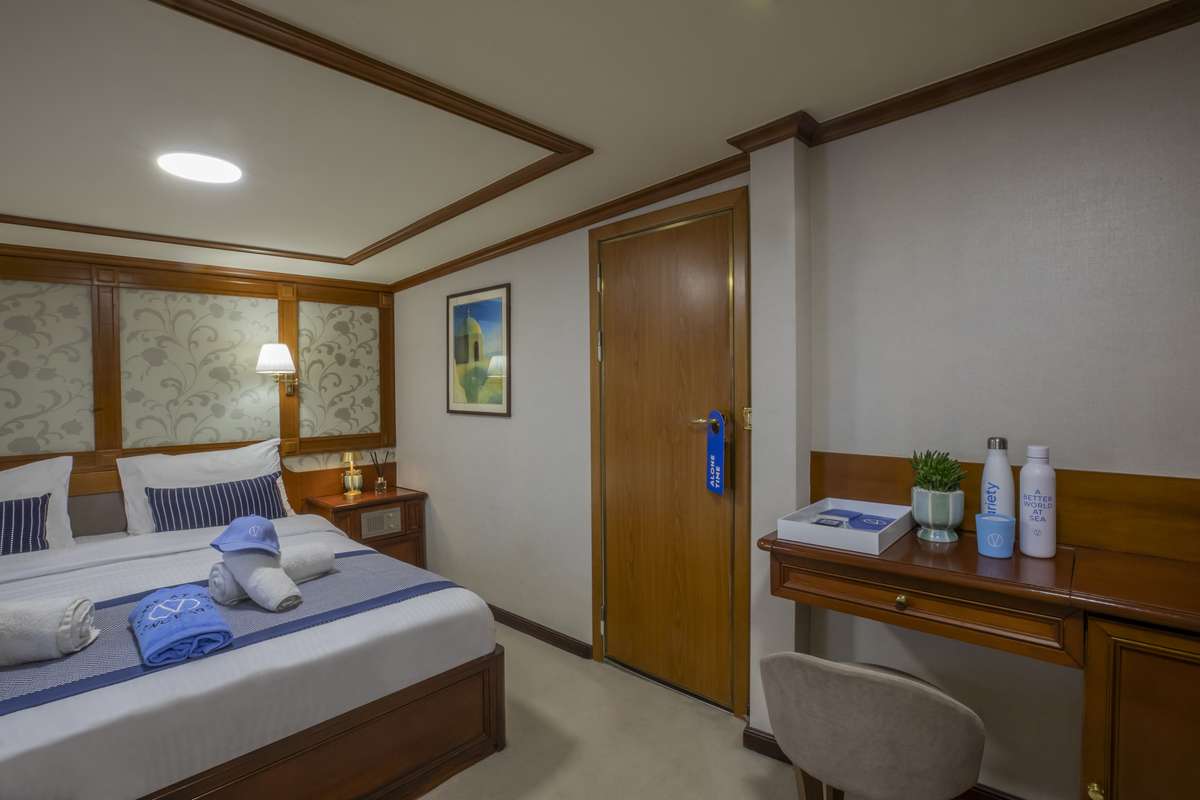 Callisto yacht image 6