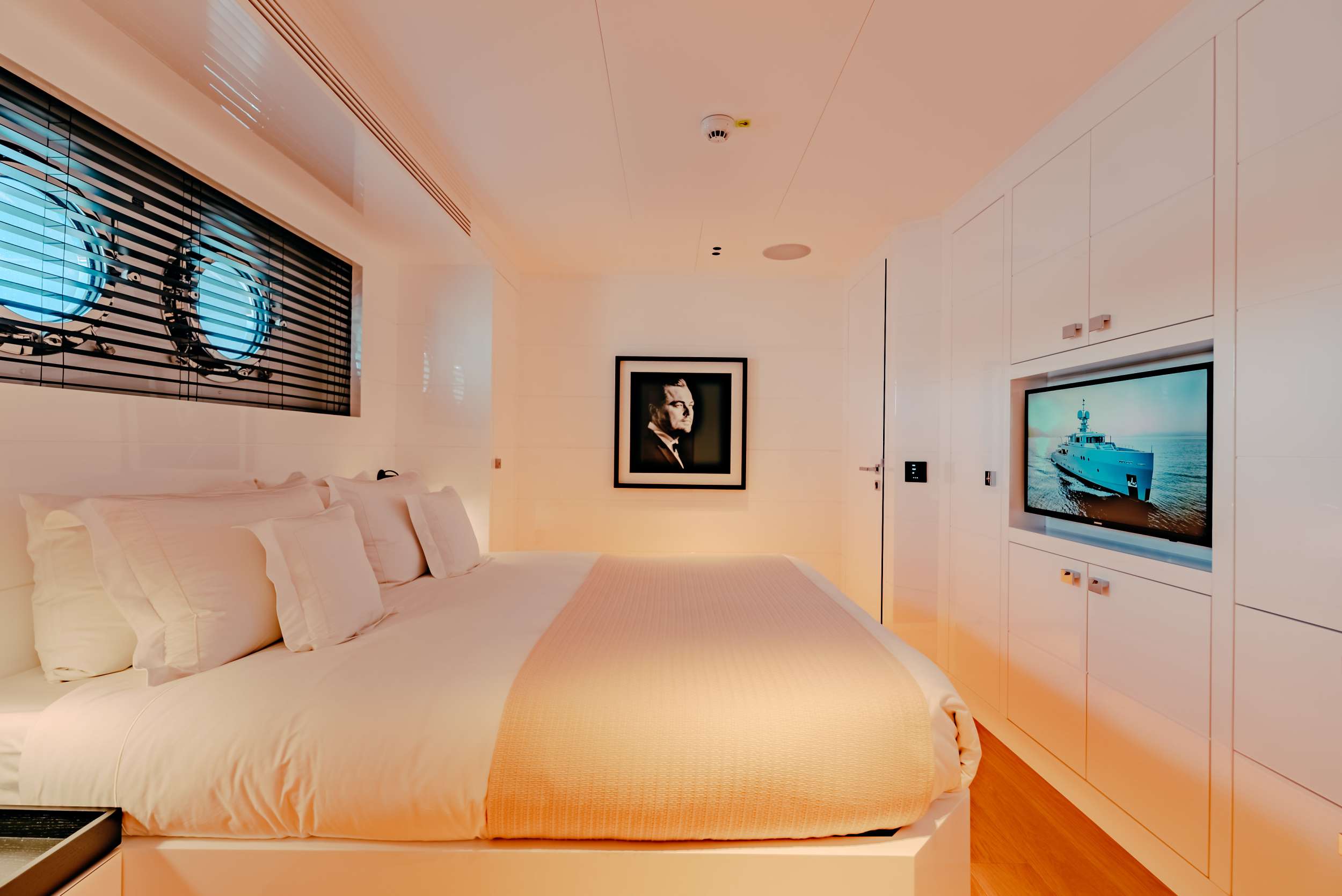 CARMEN yacht image 8