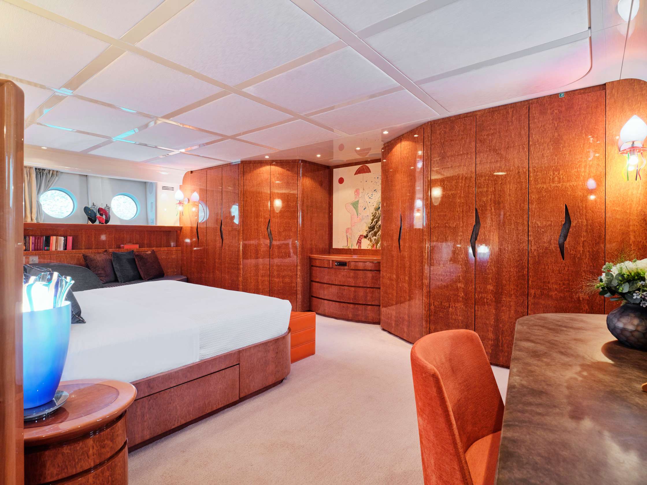CONDOR A yacht image 7