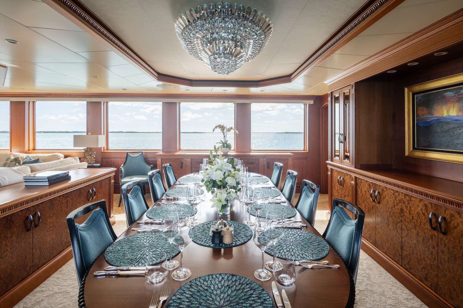 Crossed Sabre yacht image 3