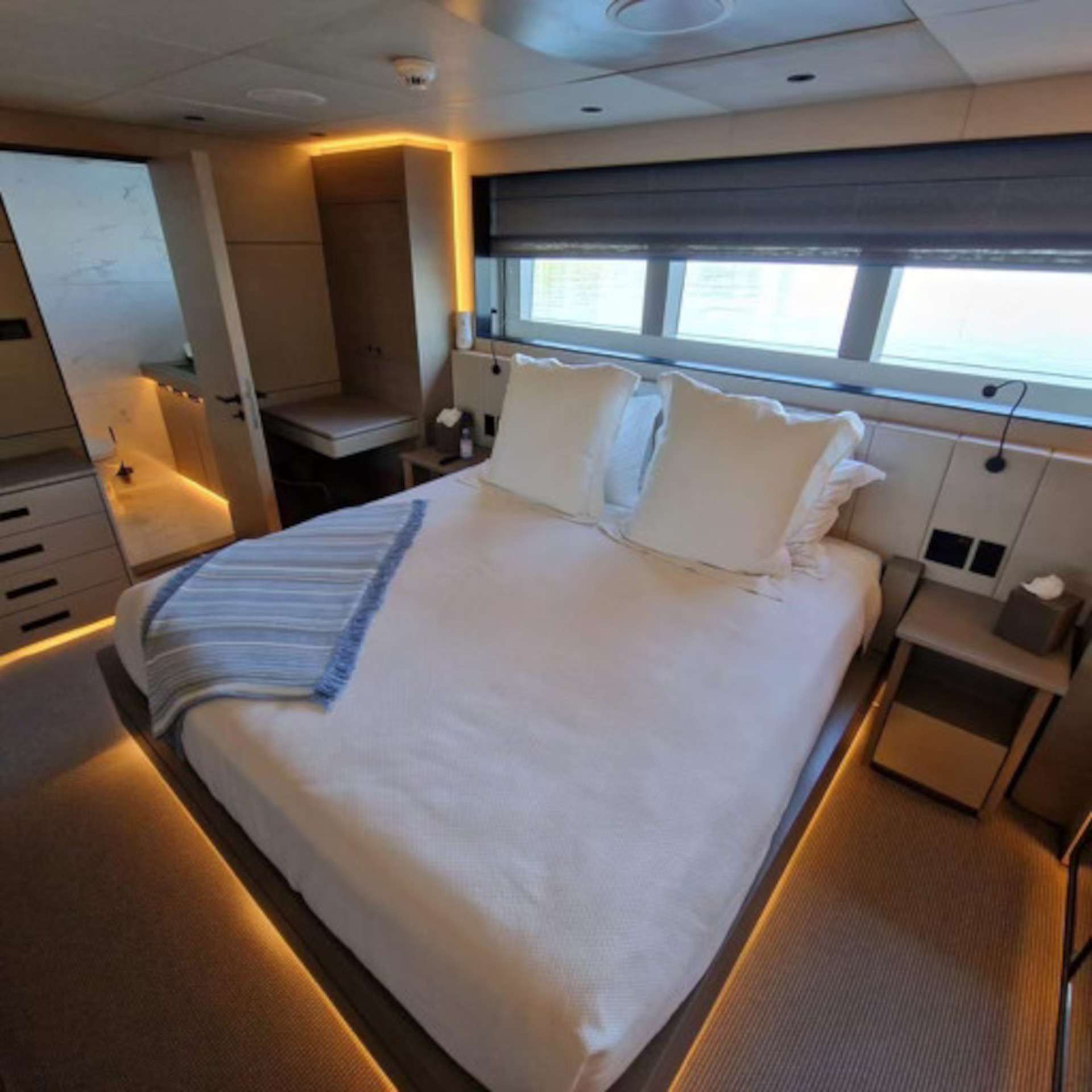 CYRA yacht image 8