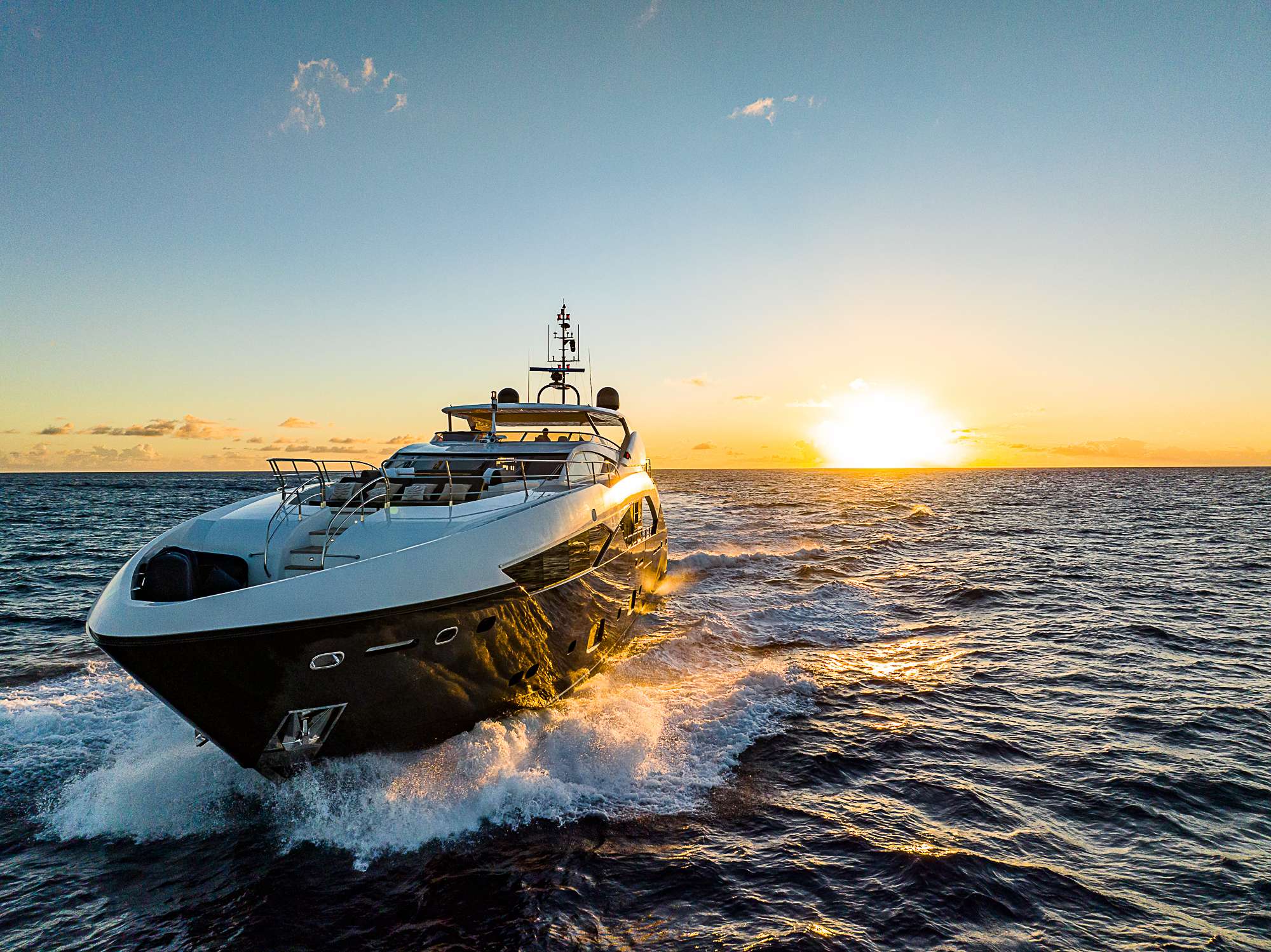 EVEREAST yacht image 14