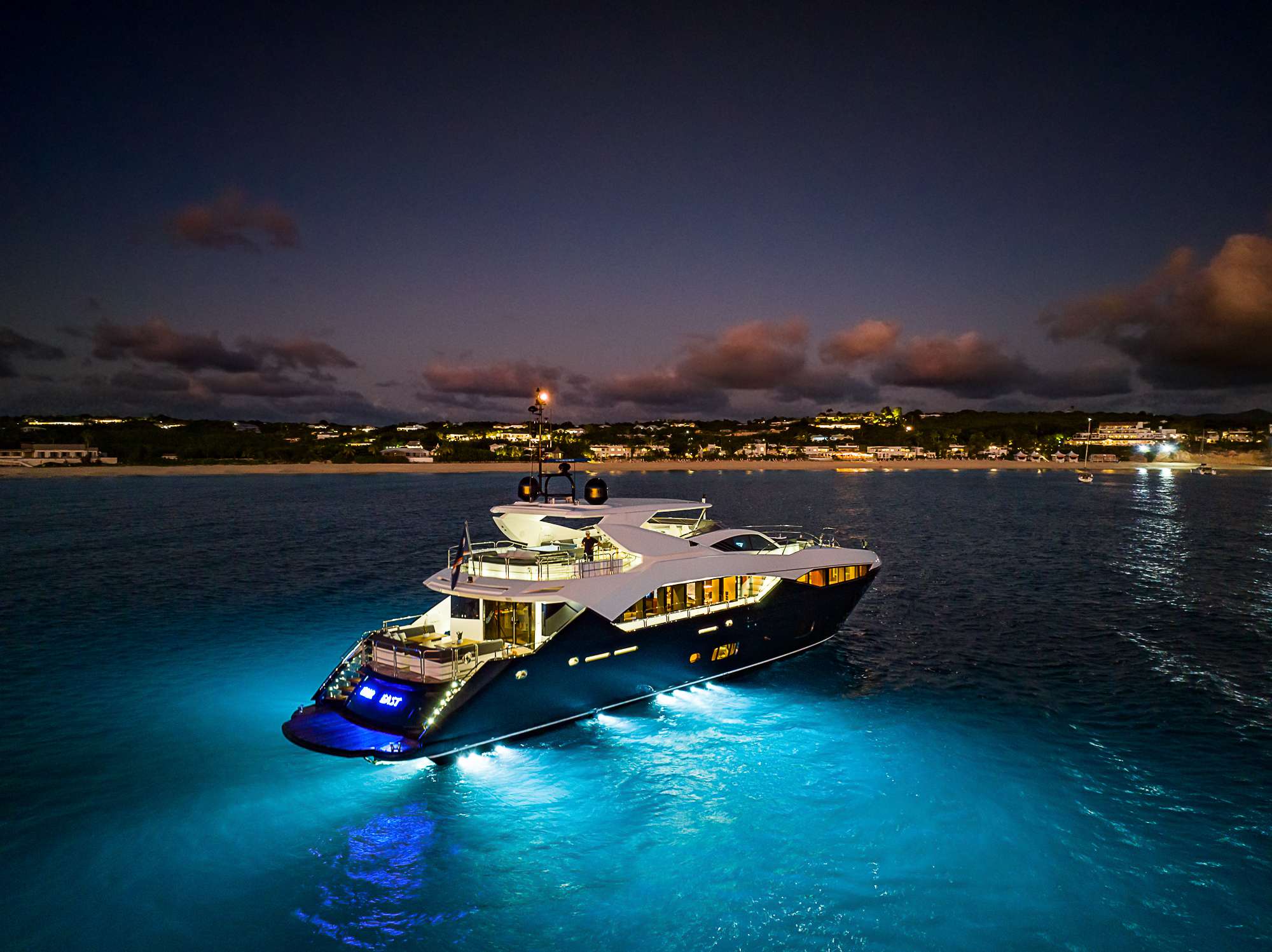EVEREAST yacht image 17