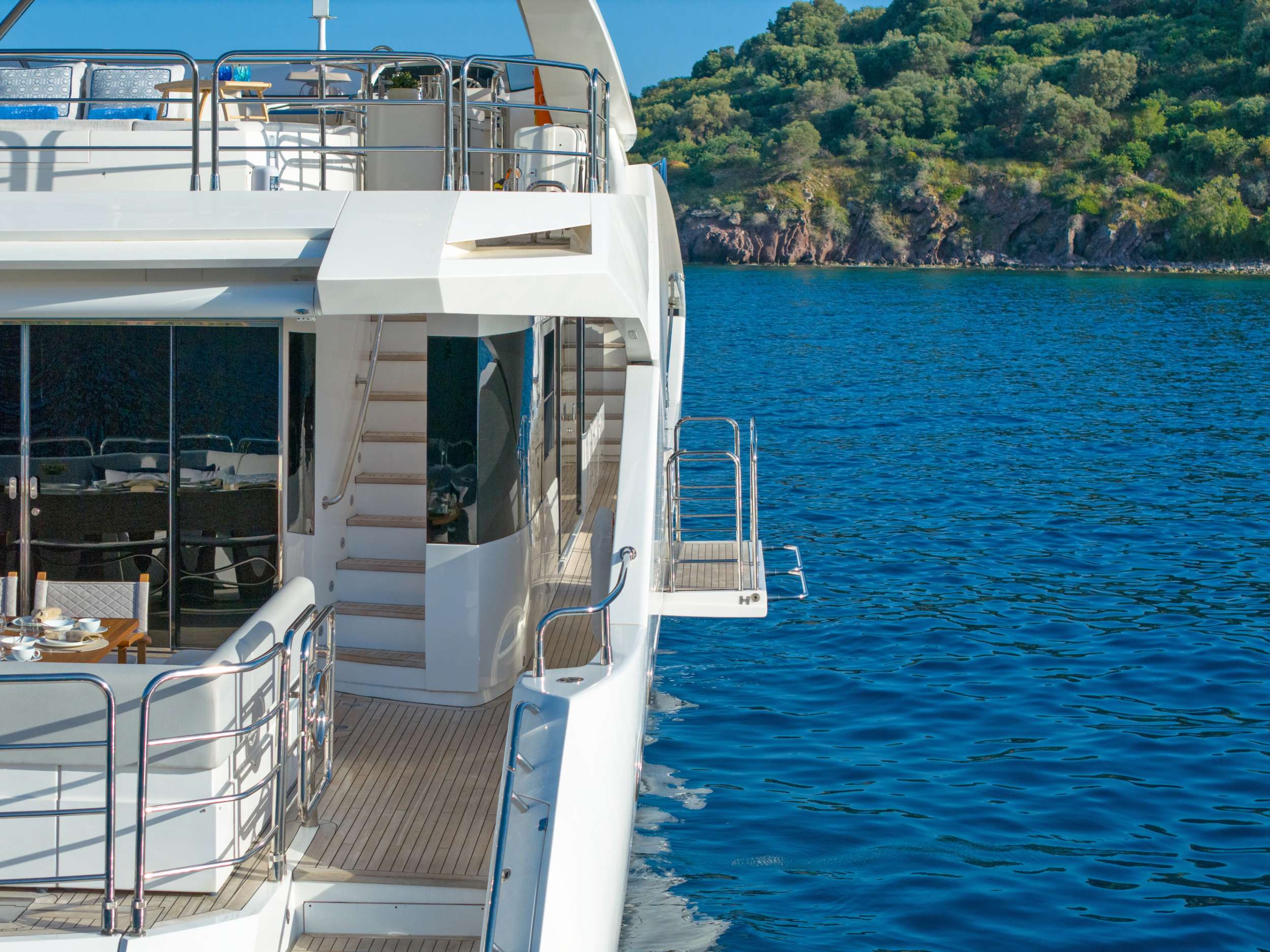 GEORGE P yacht image 16