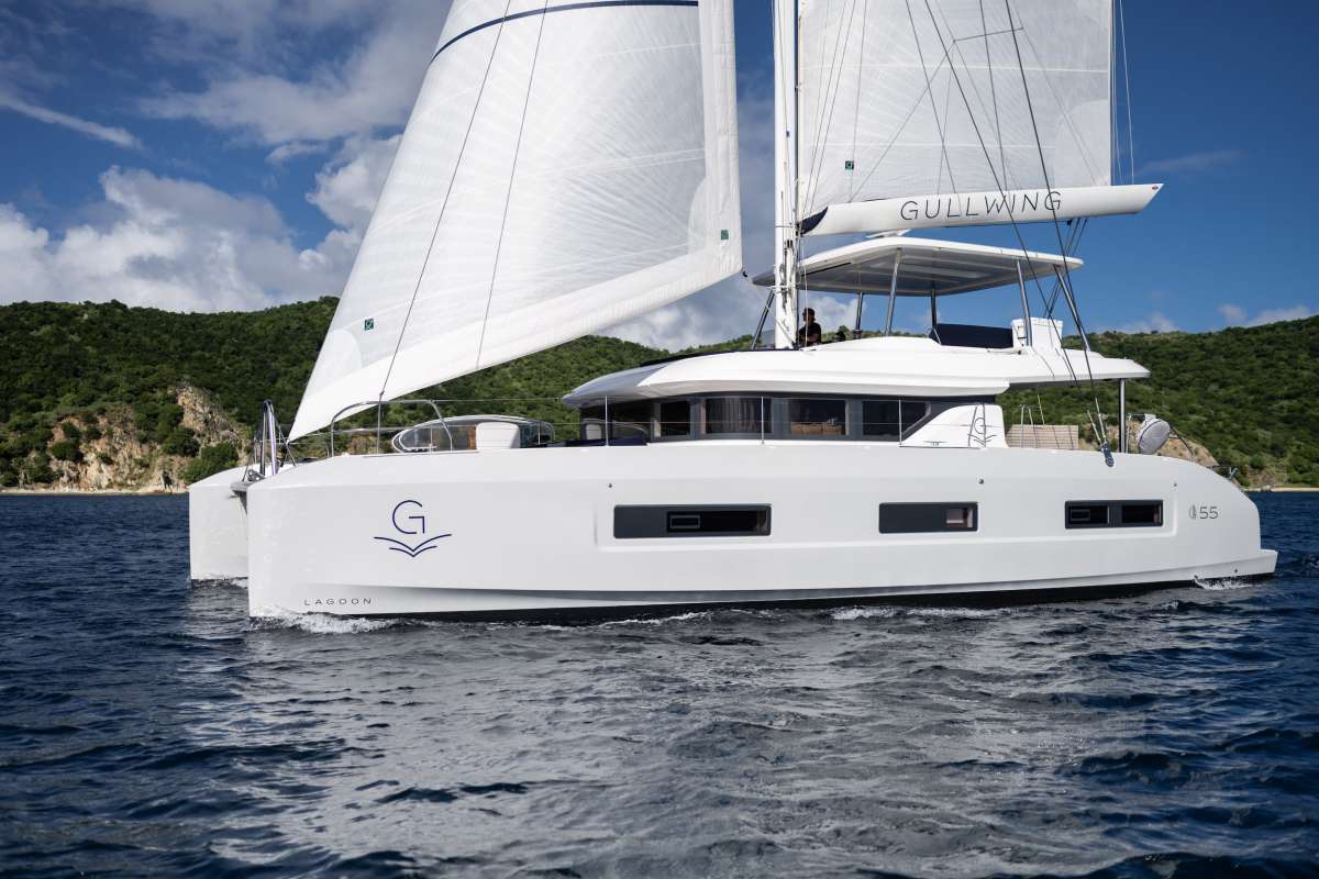 GULLWING yacht image 1