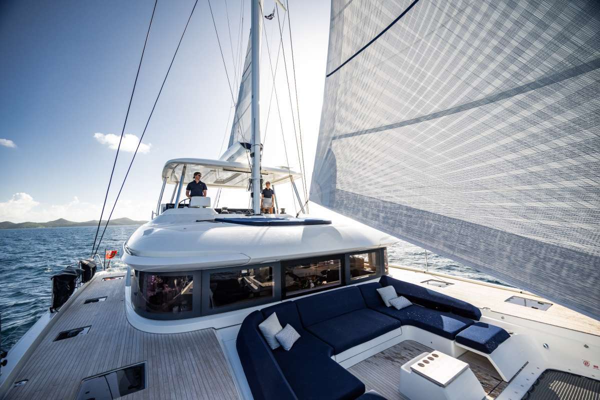 GULLWING yacht image 6