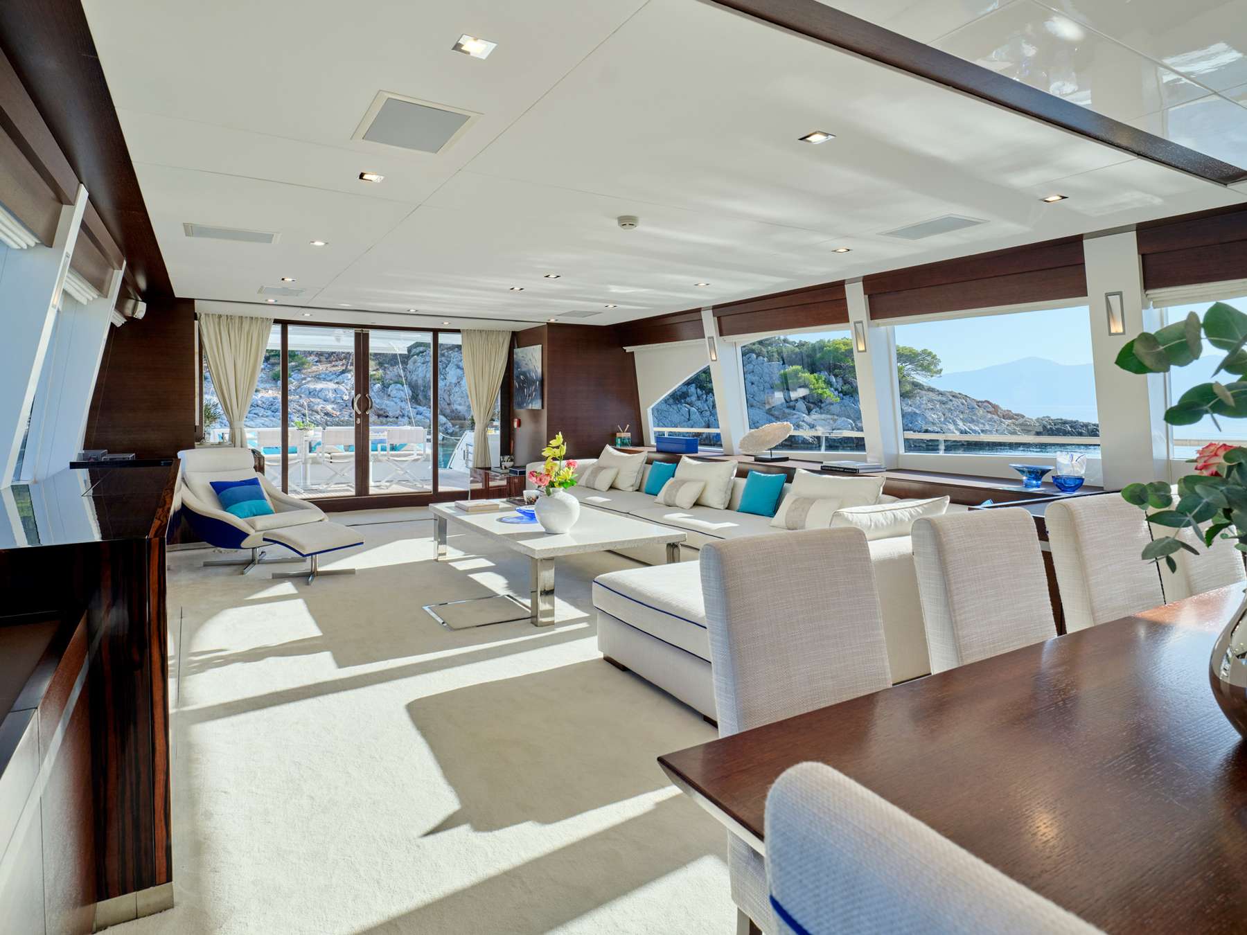 HAKUNA MATATA yacht image 14