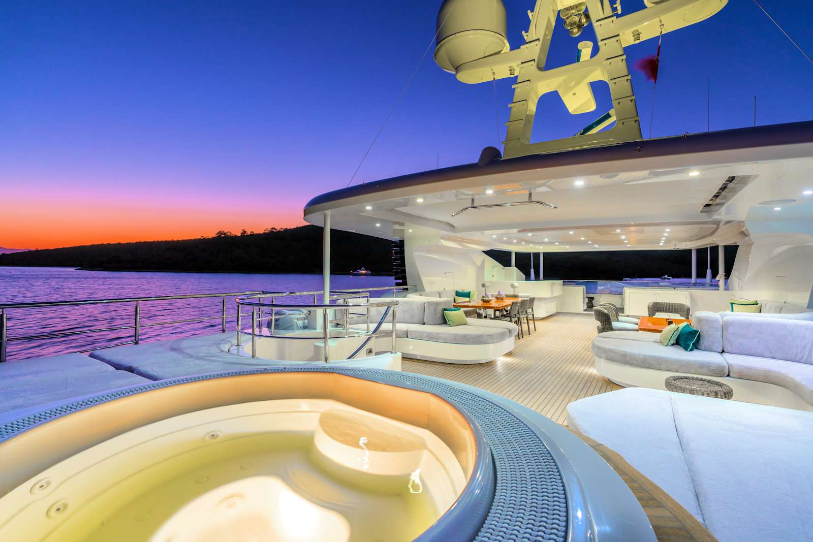 IMMERSIVE yacht image 14