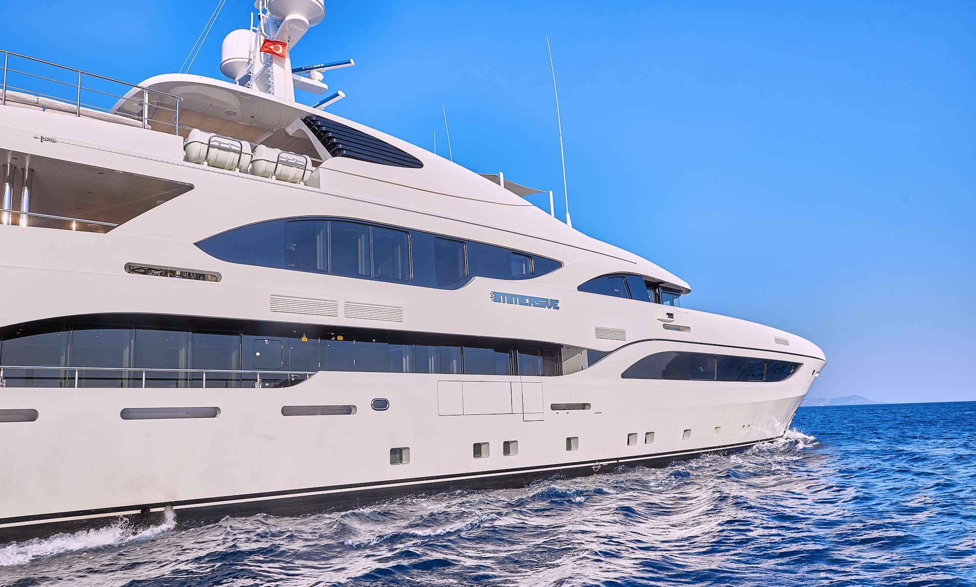 IMMERSIVE yacht image 18