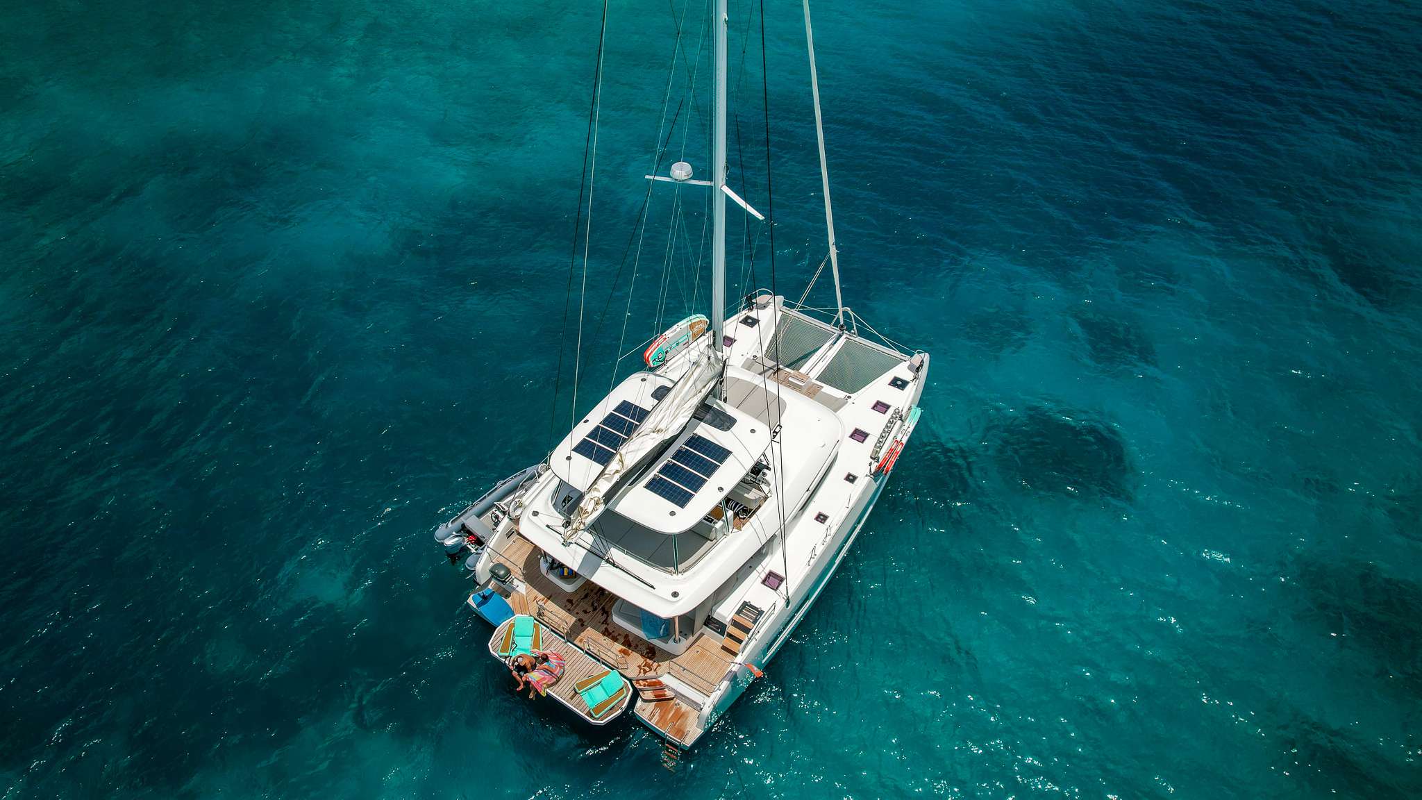 ISLAND HOPPIN' 55 yacht image 17