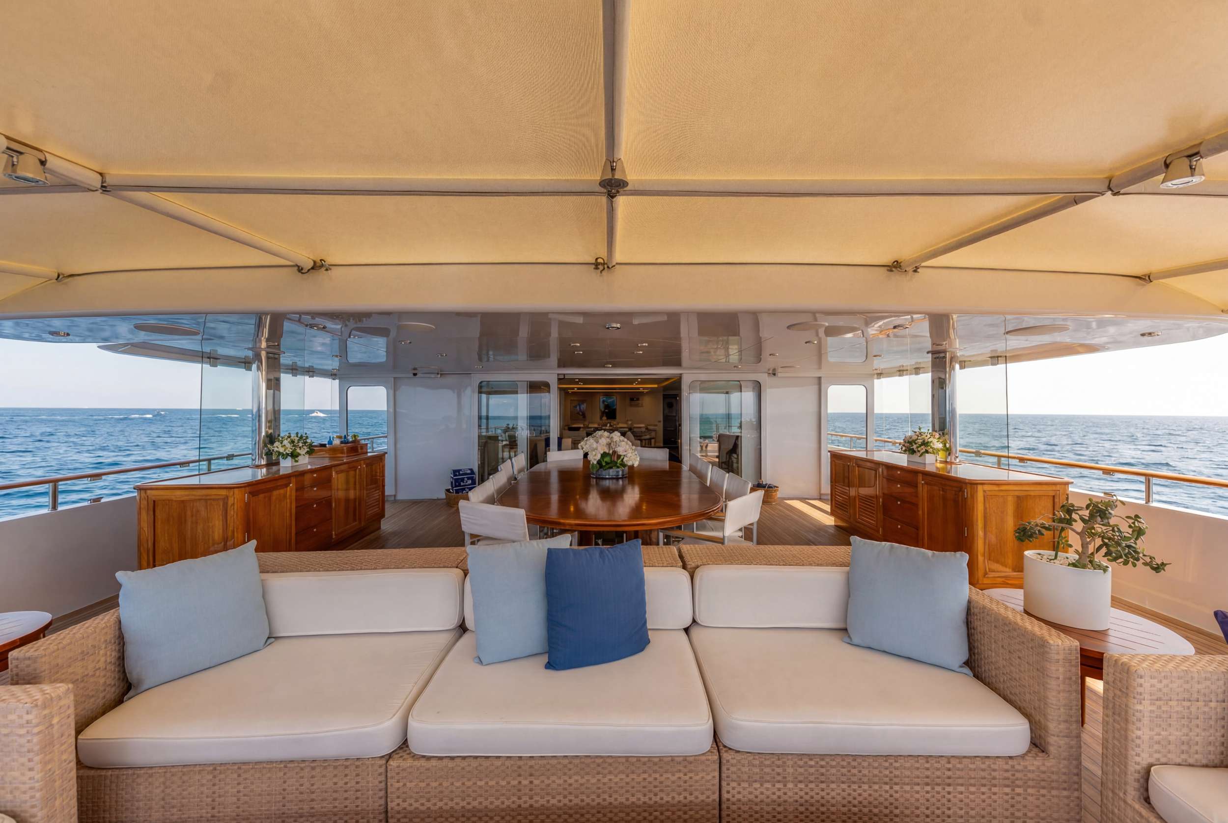 JUBILEE yacht image 12