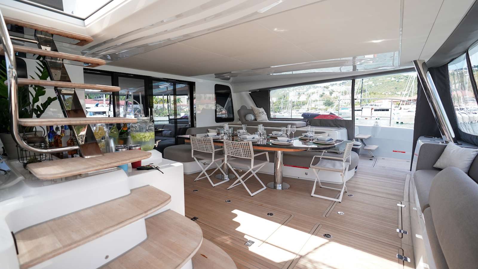 JUSTIFIED HORIZONS yacht image 3