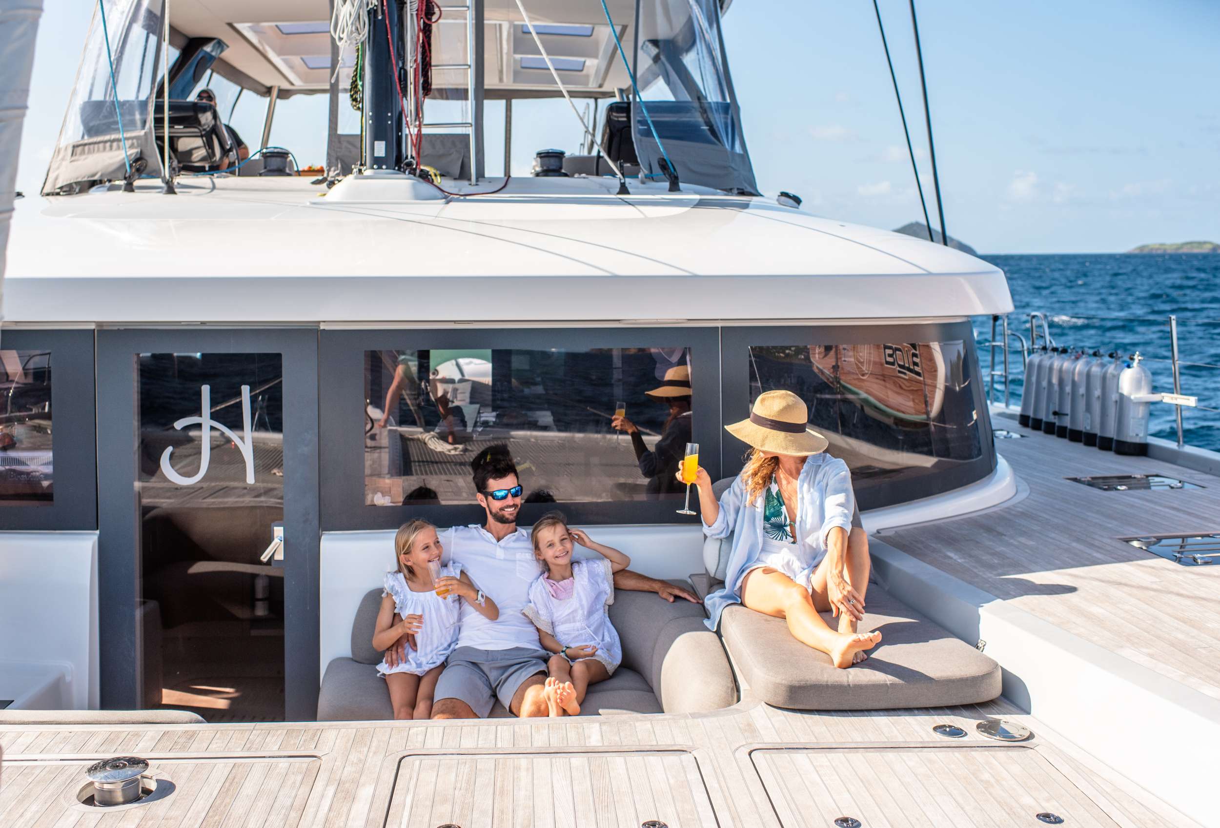 JUSTIFIED HORIZONS yacht image 11