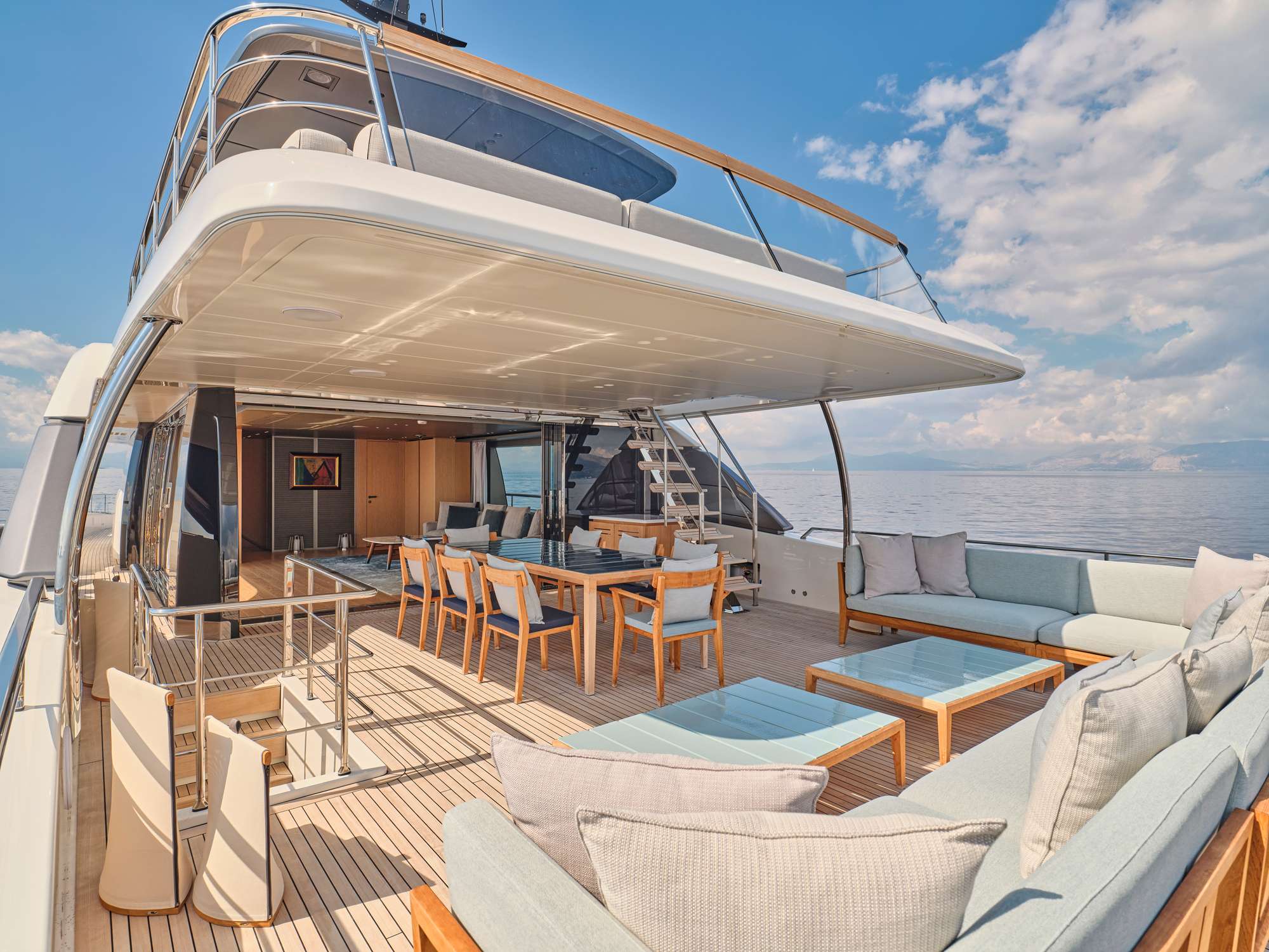 K2 yacht image 10