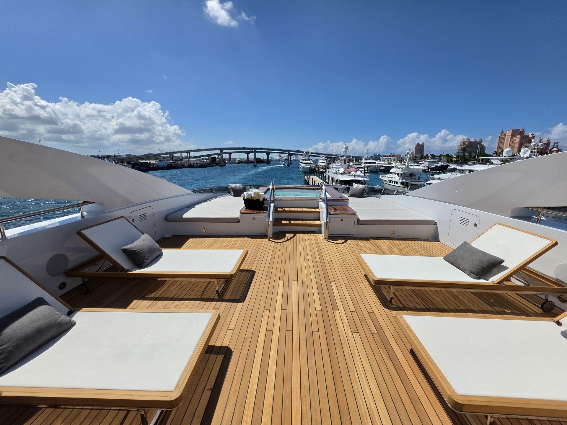 Sundeck Lounge and Jacuzzi