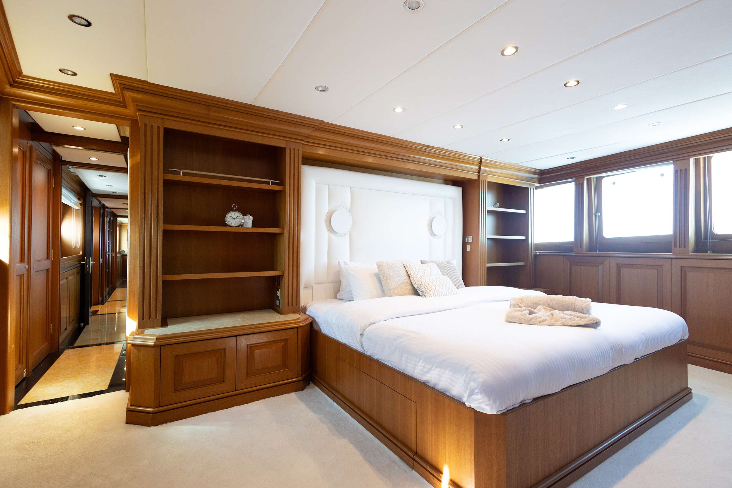 KOKOMO NIGHTS yacht image 10