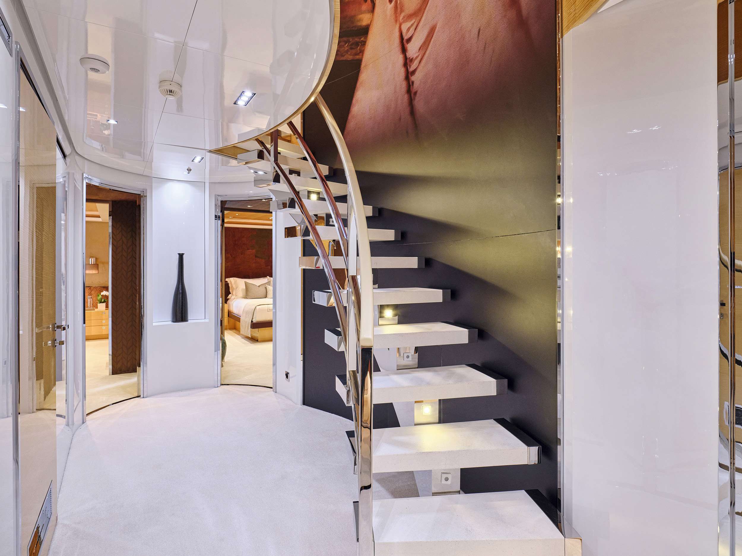 LA PELLEGRINA 1 yacht image 10