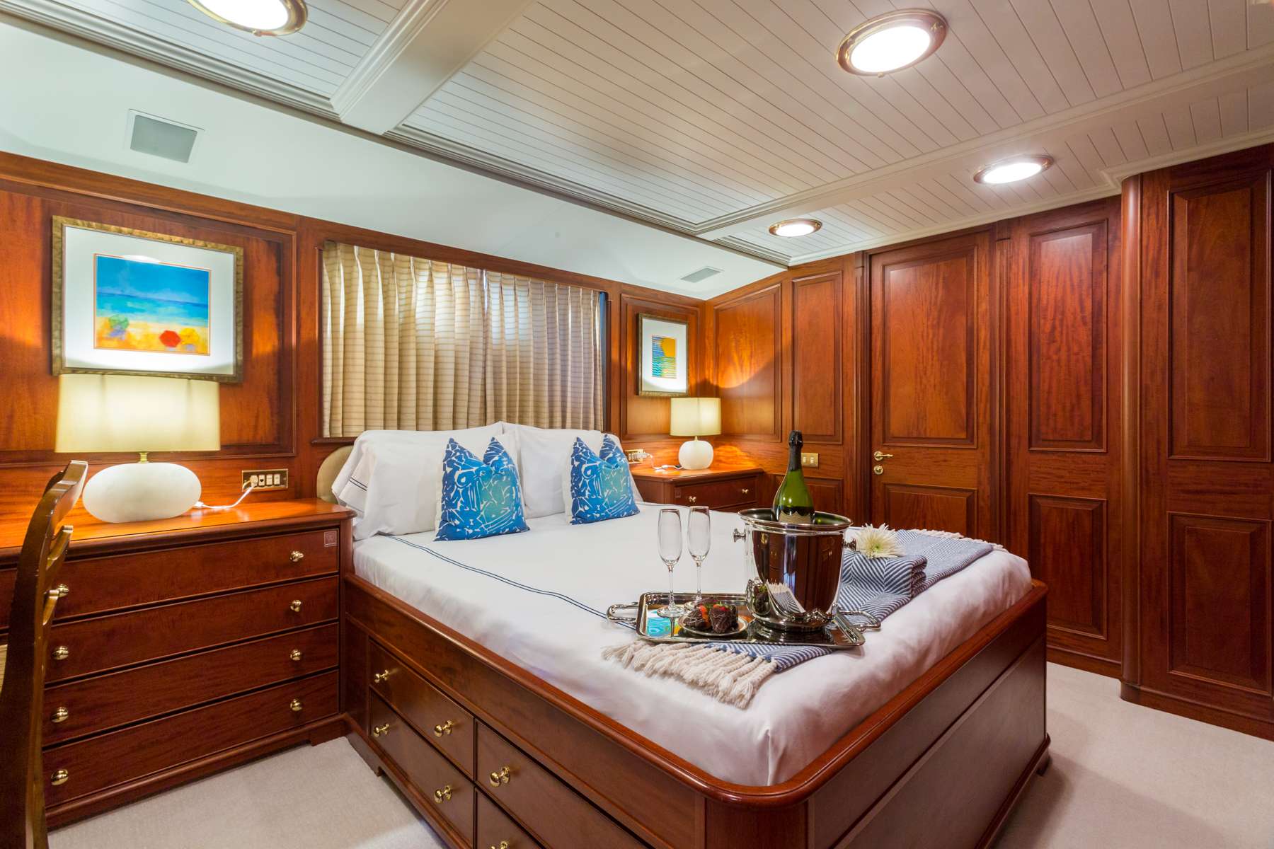 LADY J yacht image 8