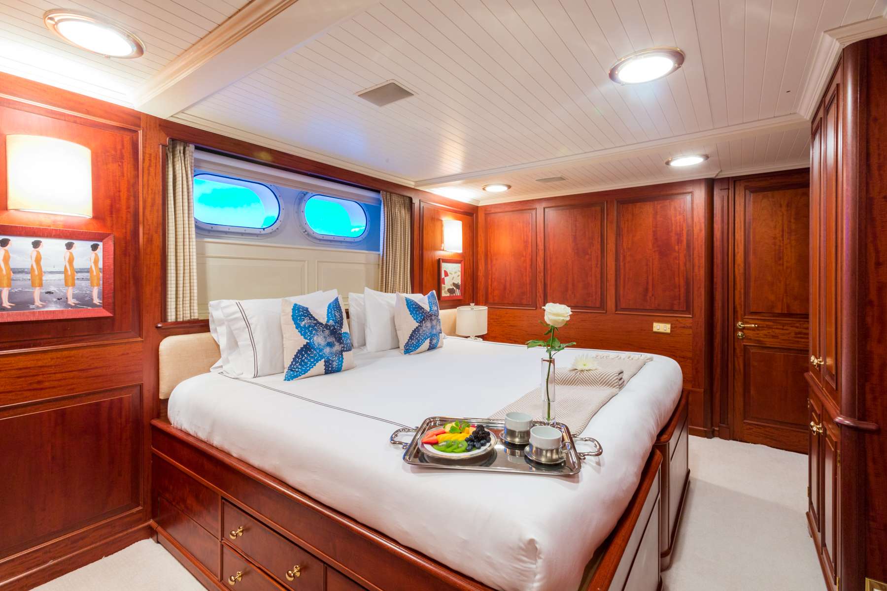 LADY J yacht image 10