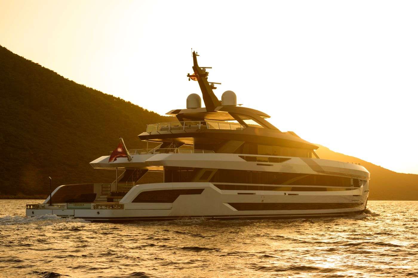 LEGASEA yacht image 1