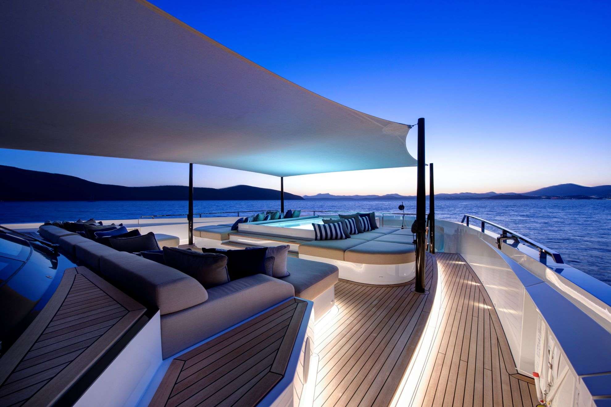 LEGASEA yacht image 10