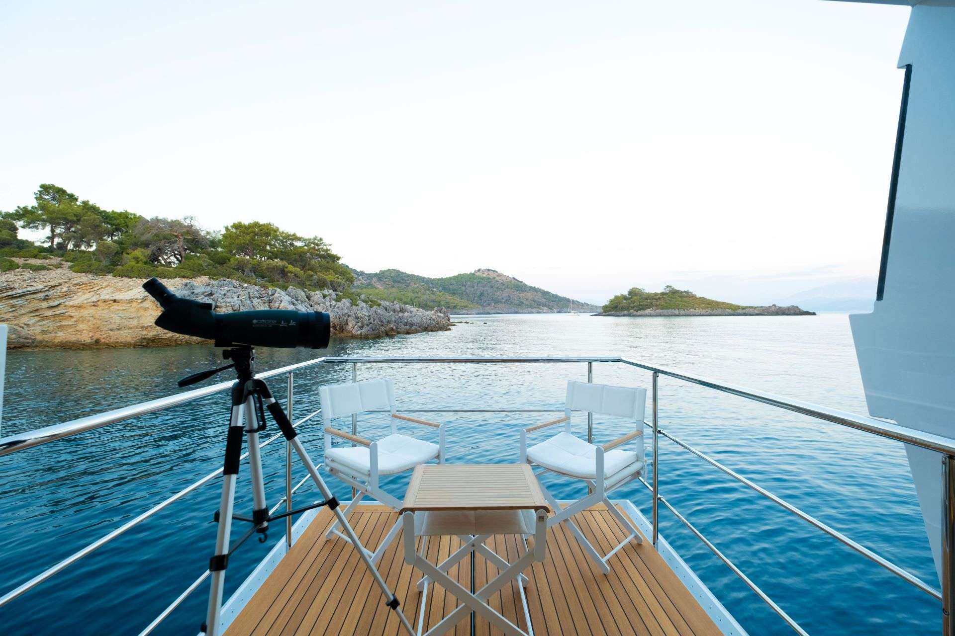 LOVE T yacht image 7