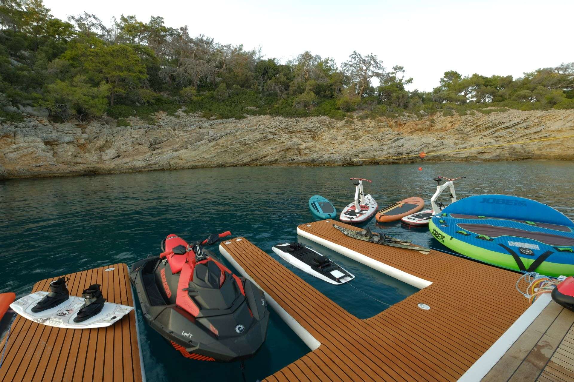 LOVE T yacht image 11