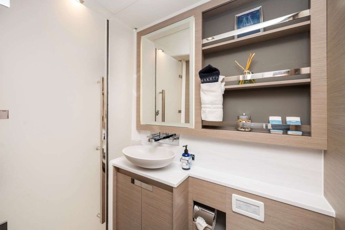LYRA yacht image 7