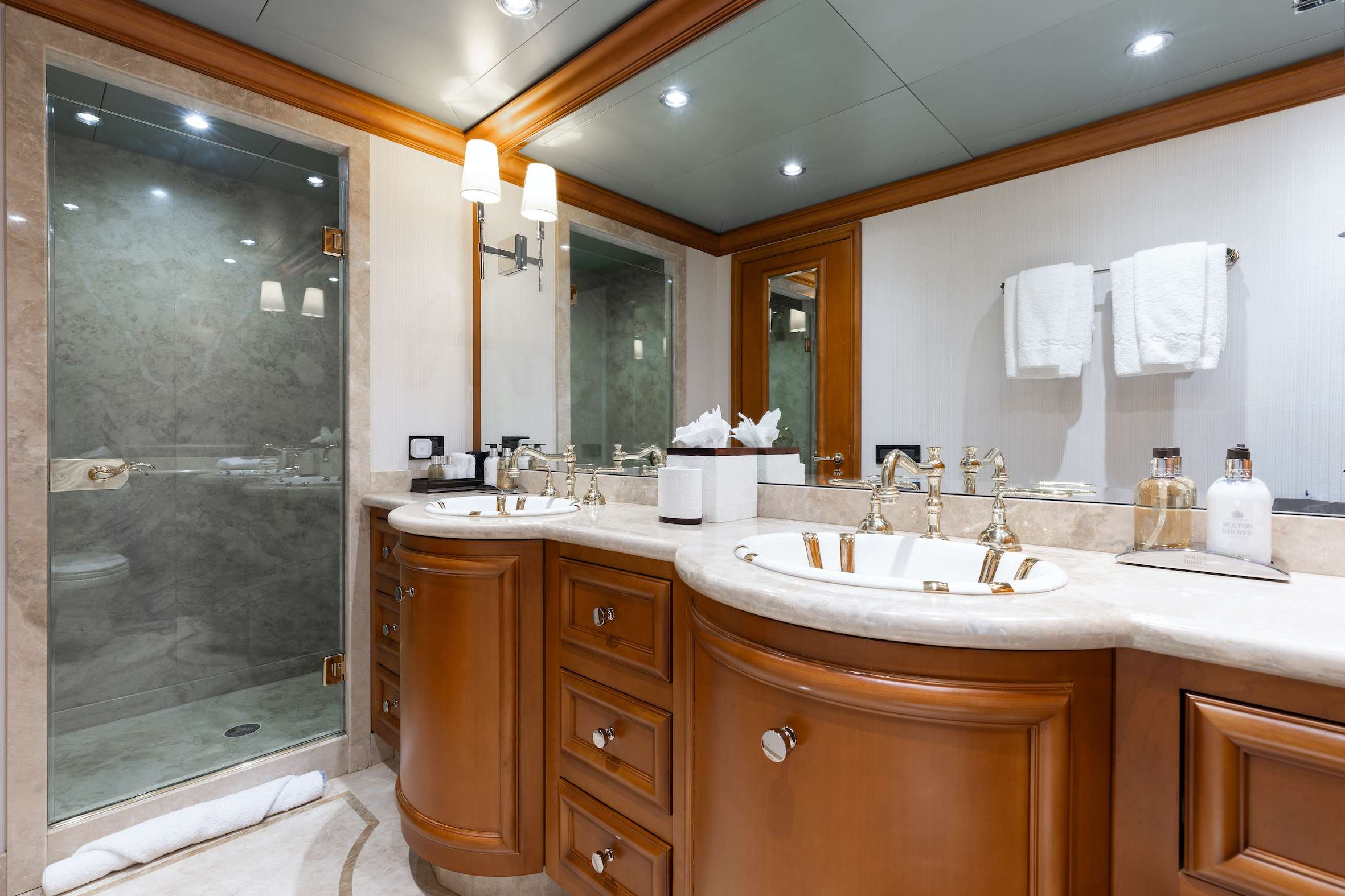 M3 yacht image 11