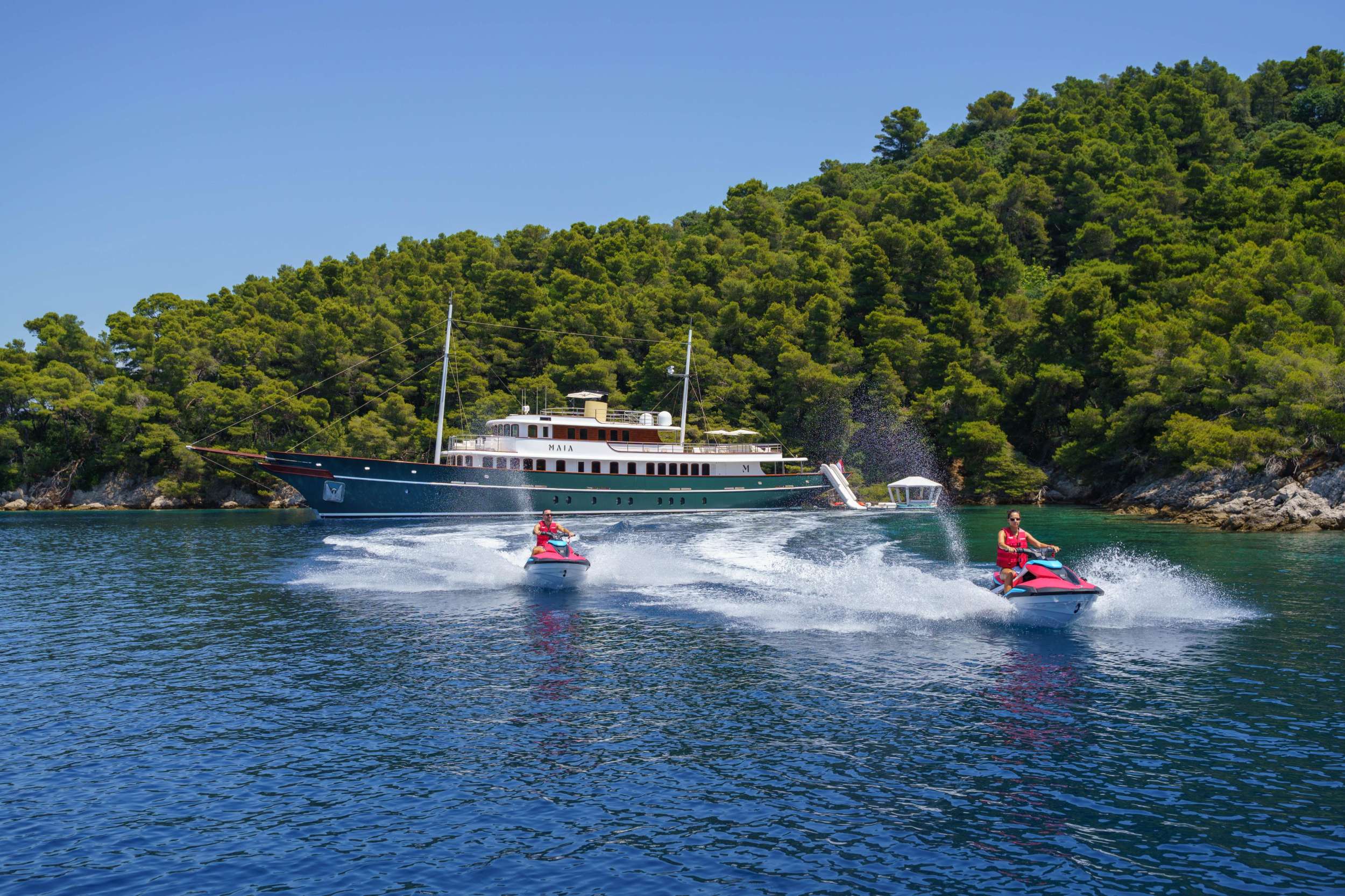 MAIA yacht image 18